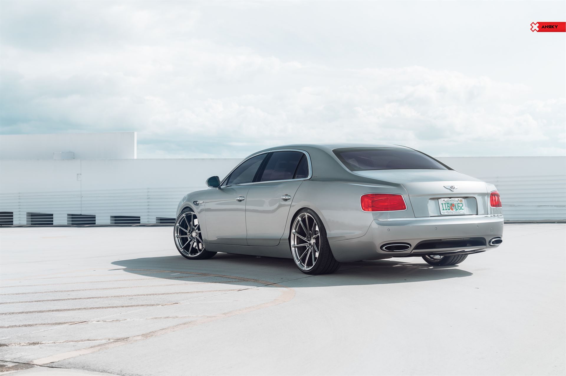 ANRKY AN13 | Bentley Flying Spur