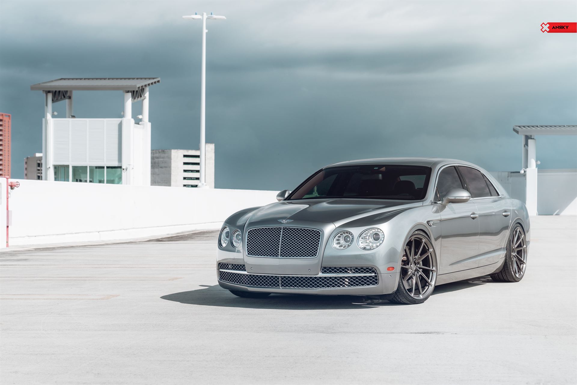 ANRKY AN13 | Bentley Flying Spur