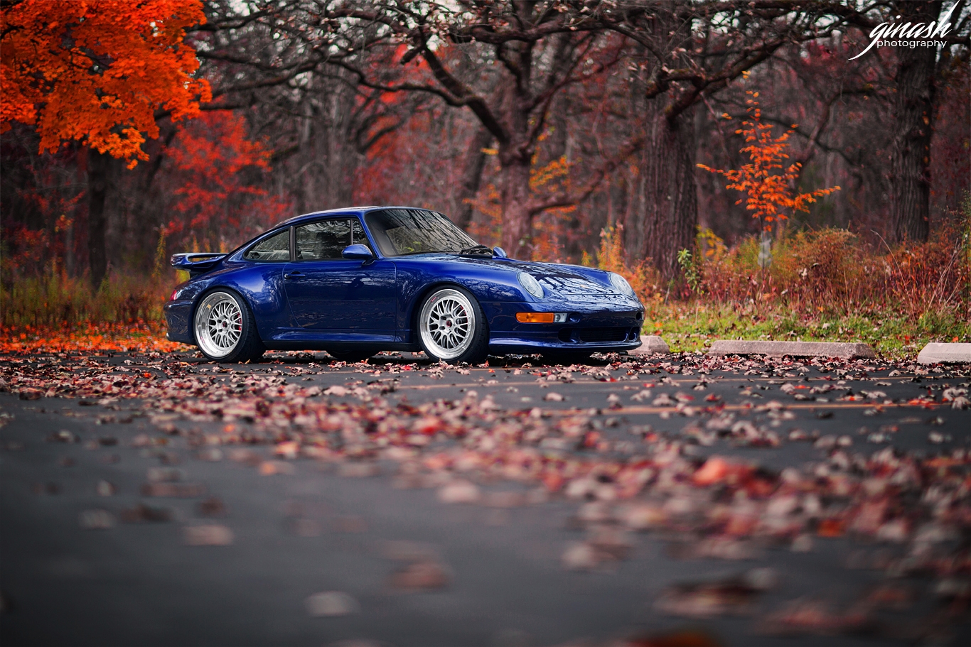 PORSCHE 993 C4S ON BBS E88