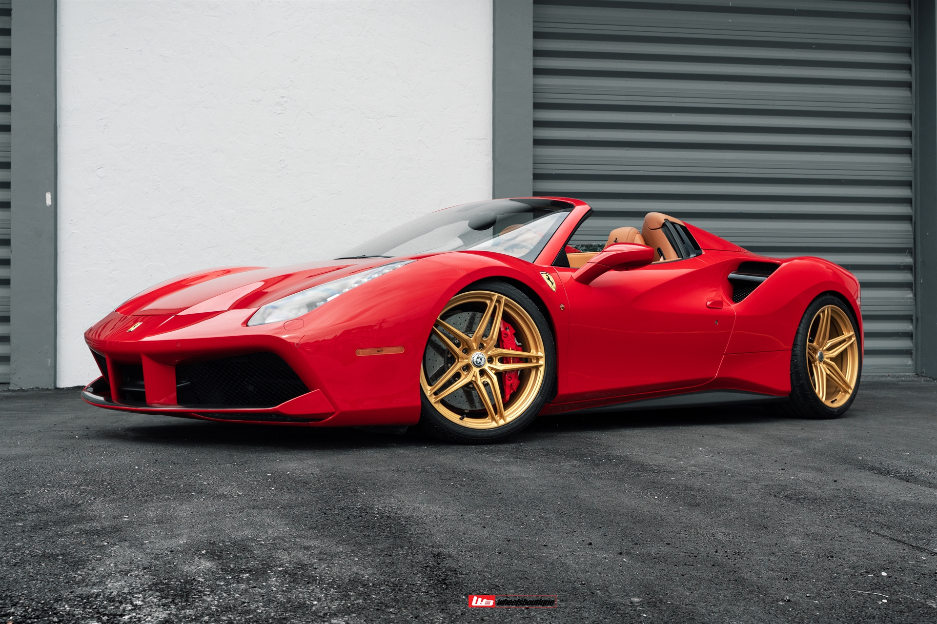 Ferrari 488 Spider | Rosso Corza | on HRE P107SC | Frozen Polished Gold