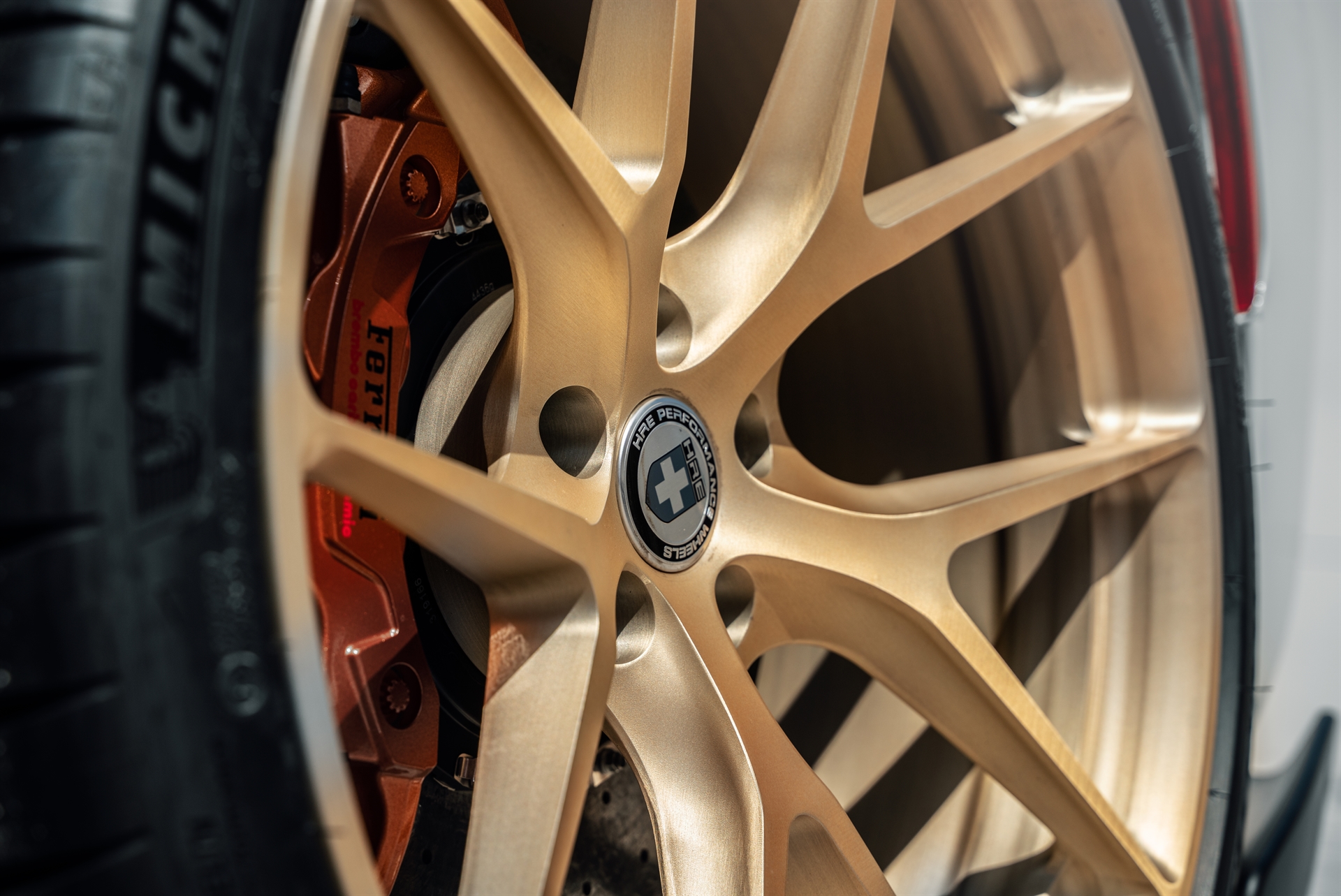 Ferrari 488 Pista | Bianco Avus | on HRE P101 | Frozen Brushed  Gold