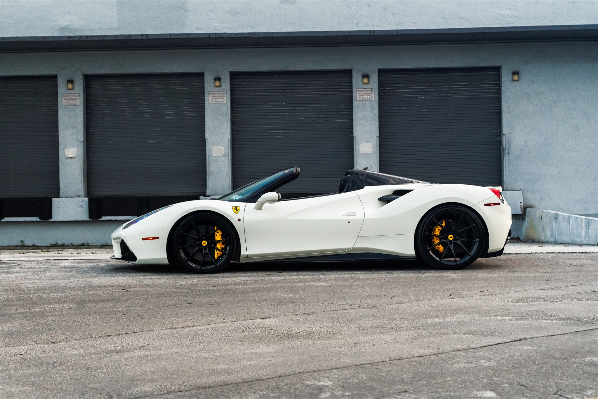 Ferrari 488 GTB Spyder | Bianco Avus | on ANRKY AN12 | Gloss Black