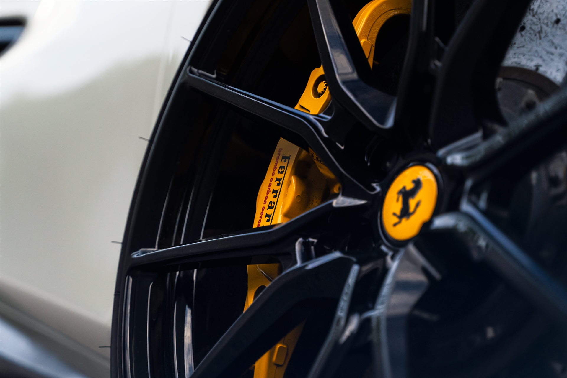 Ferrari 488 GTB Spyder | Bianco Avus | on ANRKY AN12 | Gloss Black