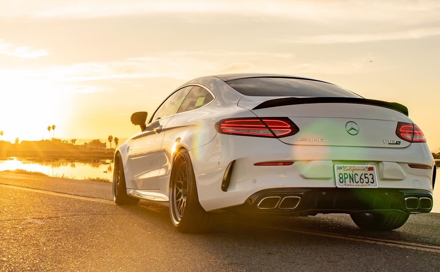 MERCEDES-BENZ W205 C63S COUPE ON HRE CLASSIC 300