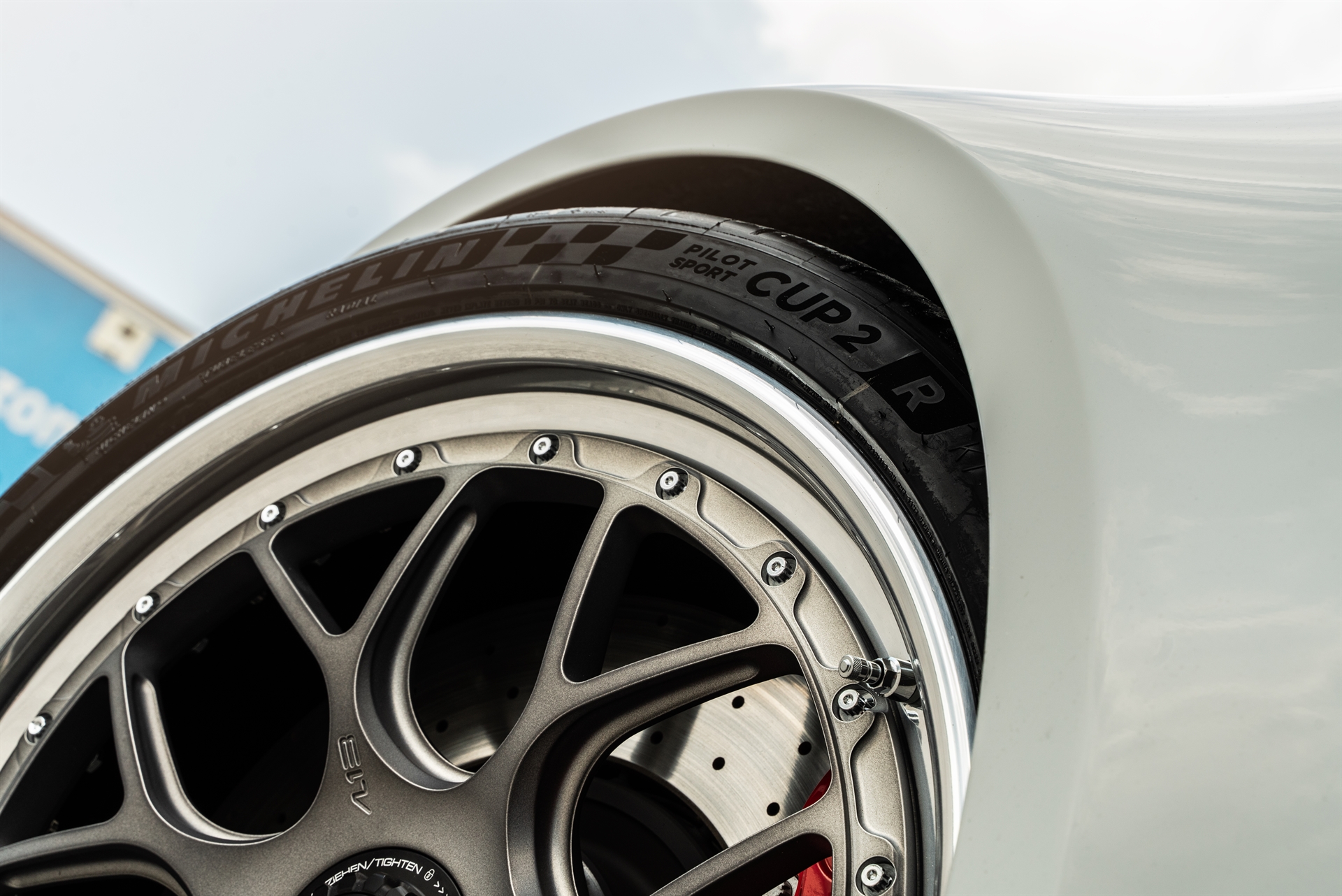 AL13 C007R | Porsche 992 GTS