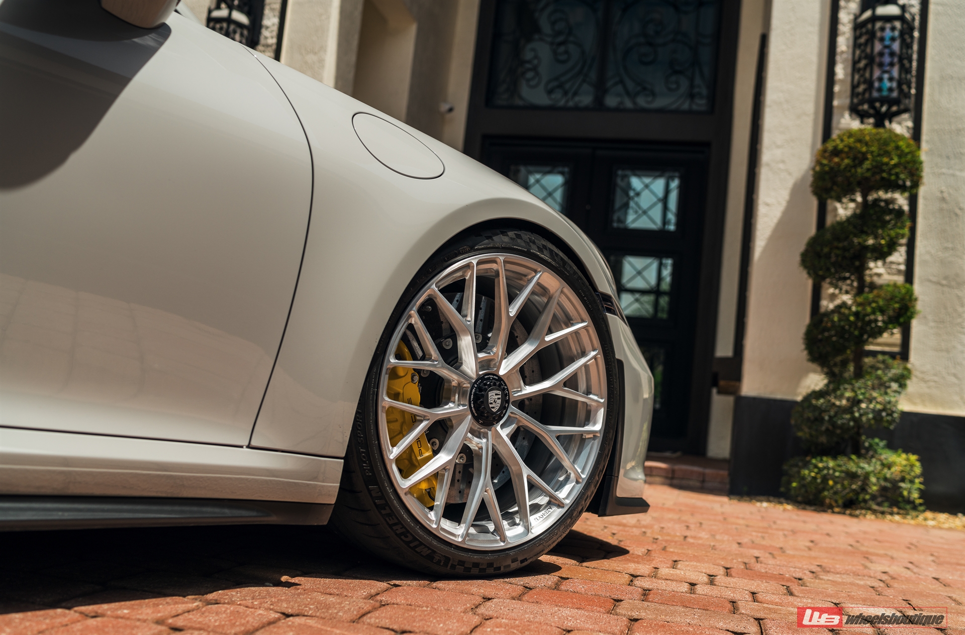 ANRKY AN10 | Porsche 992 GT3 Touring