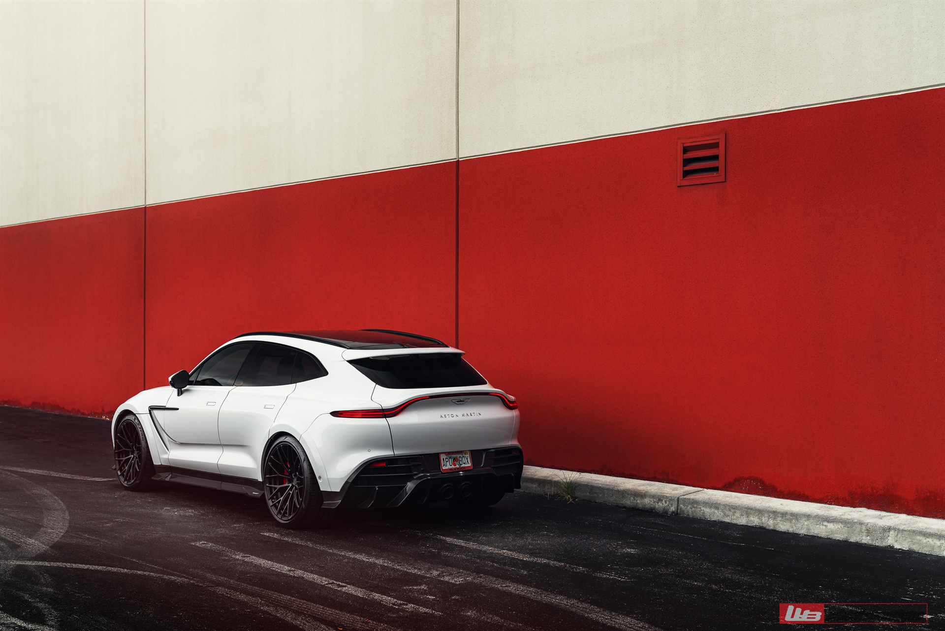 ANRKY AN20 | Aston Martin DBX