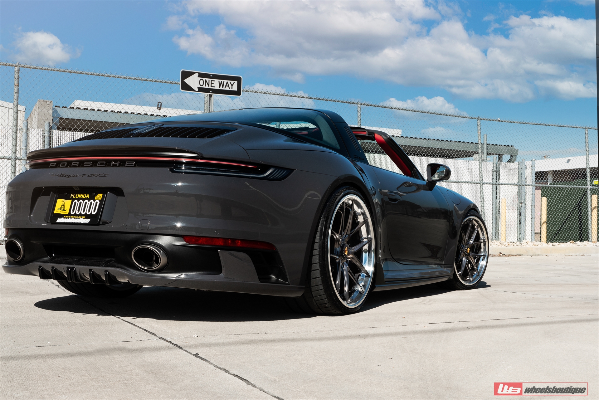 ANRKY XR-301 | Porsche 992 Targa 4 GTS