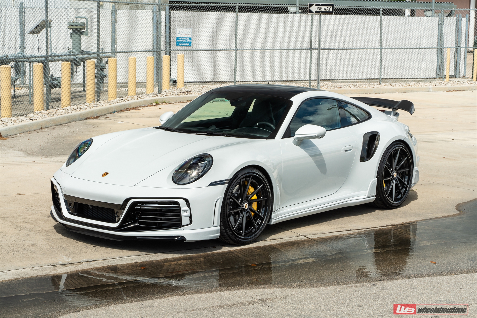 ANRKY AN33 Satin black center | Porsche 992 Turbo S