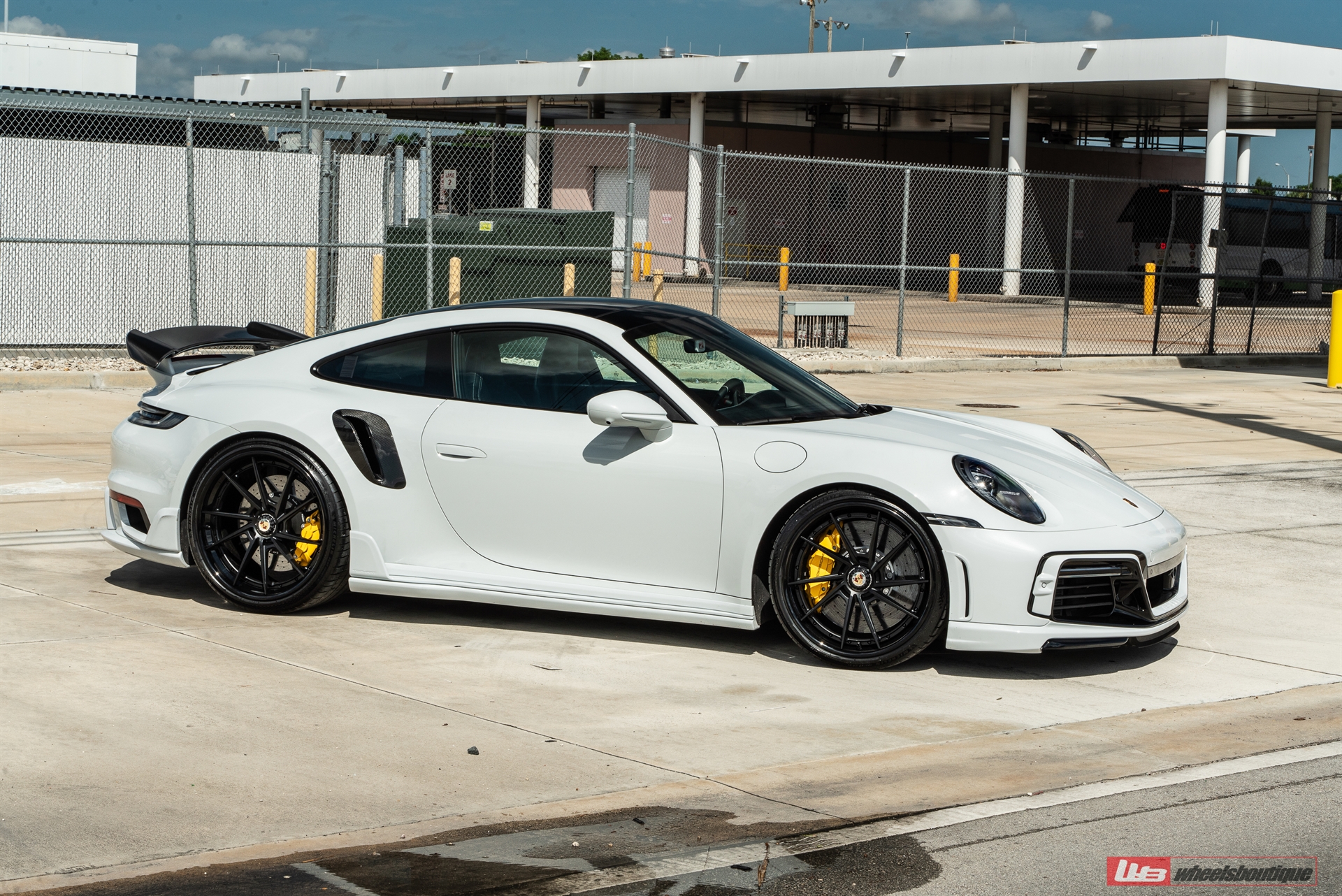 ANRKY AN33 Satin black center | Porsche 992 Turbo S