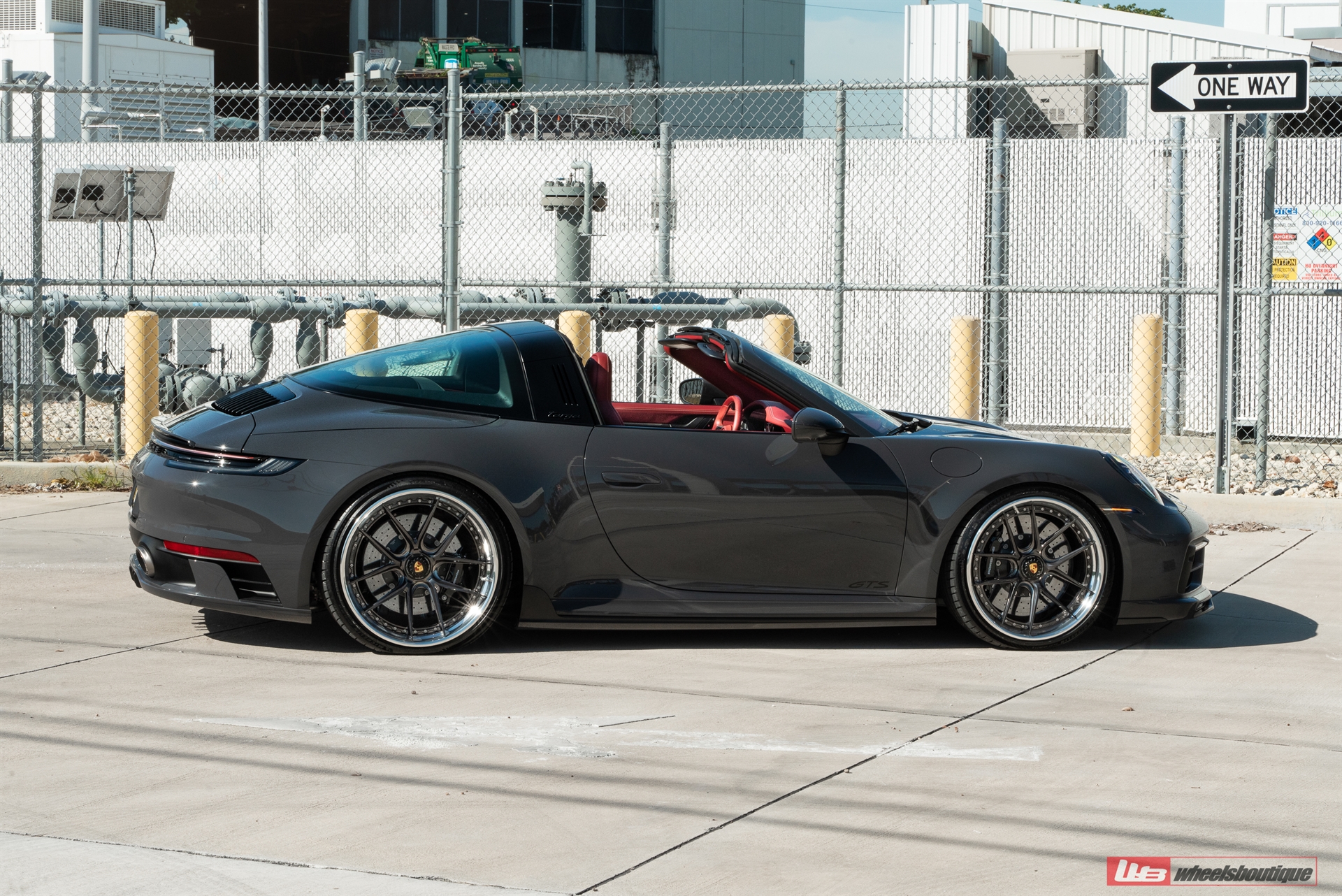 ANRKY XR-301 | Porsche 992 Targa 4 GTS