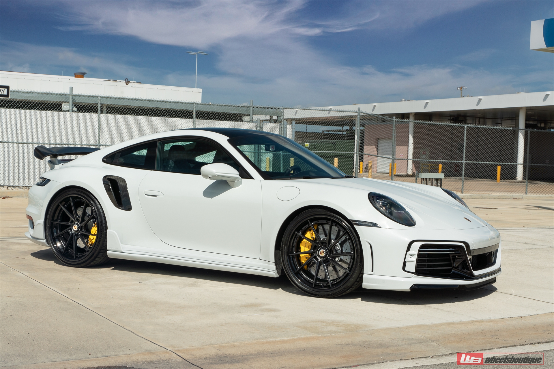 ANRKY AN33 Satin black center | Porsche 992 Turbo S