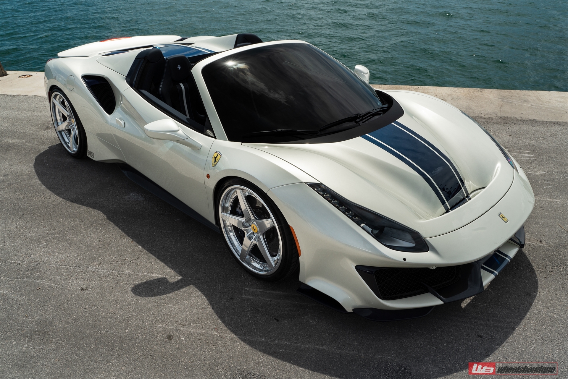 Ferrari 488 Pista | Bianco Avus | on ANRKY RS5.3 | Brushed Clear