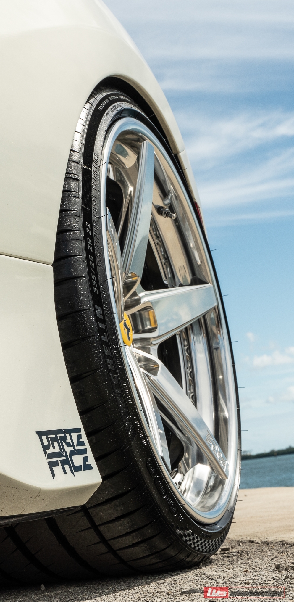 Ferrari 488 Pista | Bianco Avus | on ANRKY RS5.3 | Brushed Clear