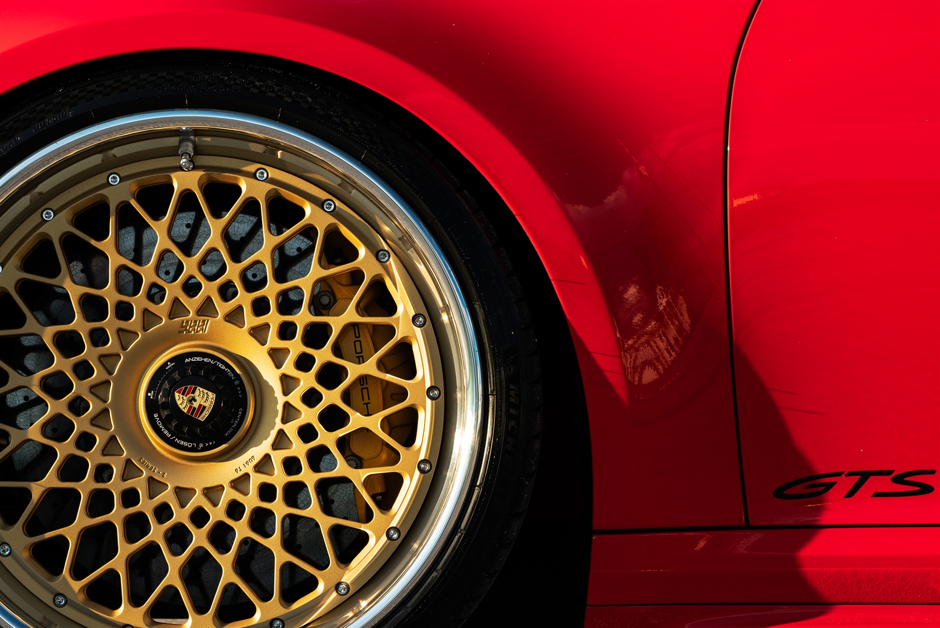 Porsche 992 Carrera GTS | Guards Red | 1886 S009 Wheels | Satin Gold