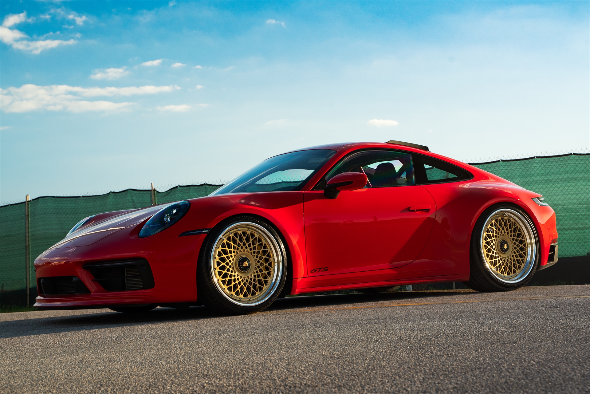 Porsche 992 Carrera GTS | Guards Red | 1886 S009 Wheels | Satin Gold