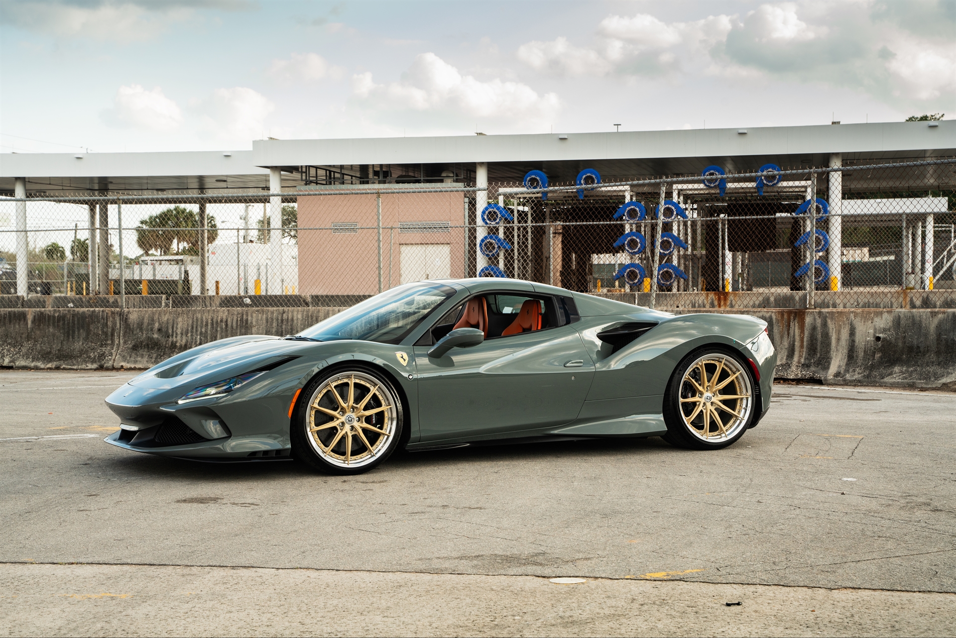 Ferrari F8 Spider | Grigio Medio | HRE S104SC Wheels | Frozen Champagne