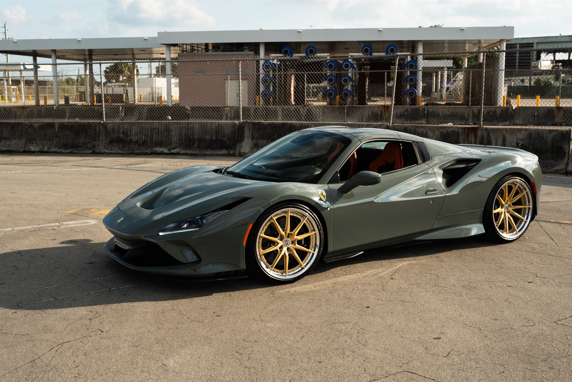 Ferrari F8 Spider | Grigio Medio | HRE S104SC Wheels | Frozen Champagne