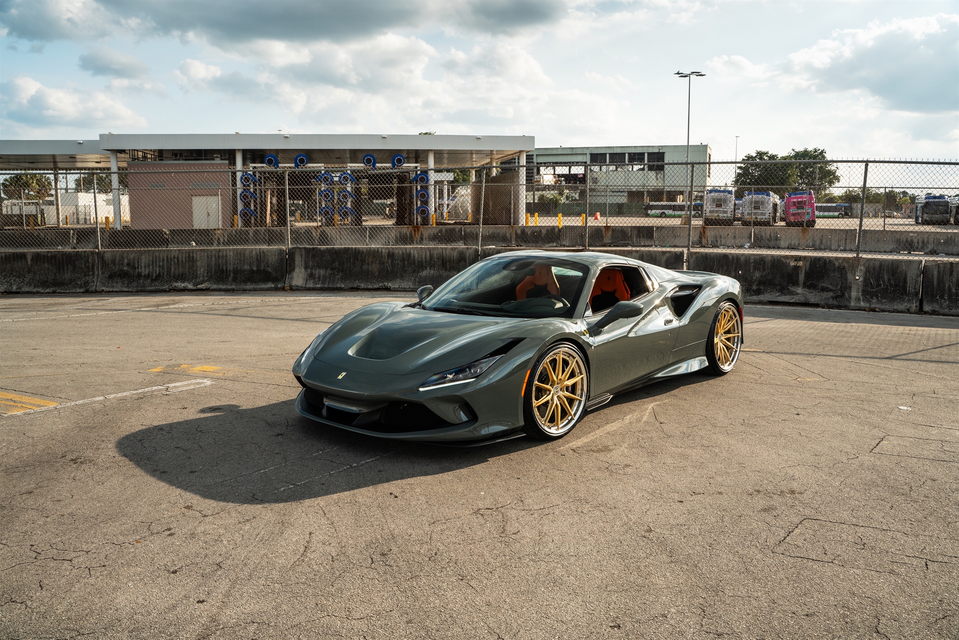Ferrari F8 Spider | Grigio Medio | HRE S104SC Wheels | Frozen Champagne