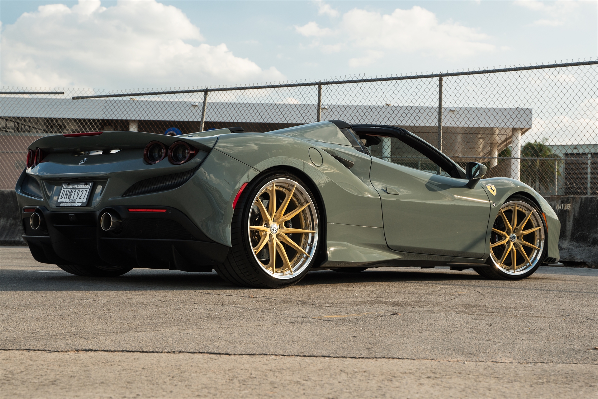 Ferrari F8 Spider | Grigio Medio | HRE S104SC Wheels | Frozen Champagne