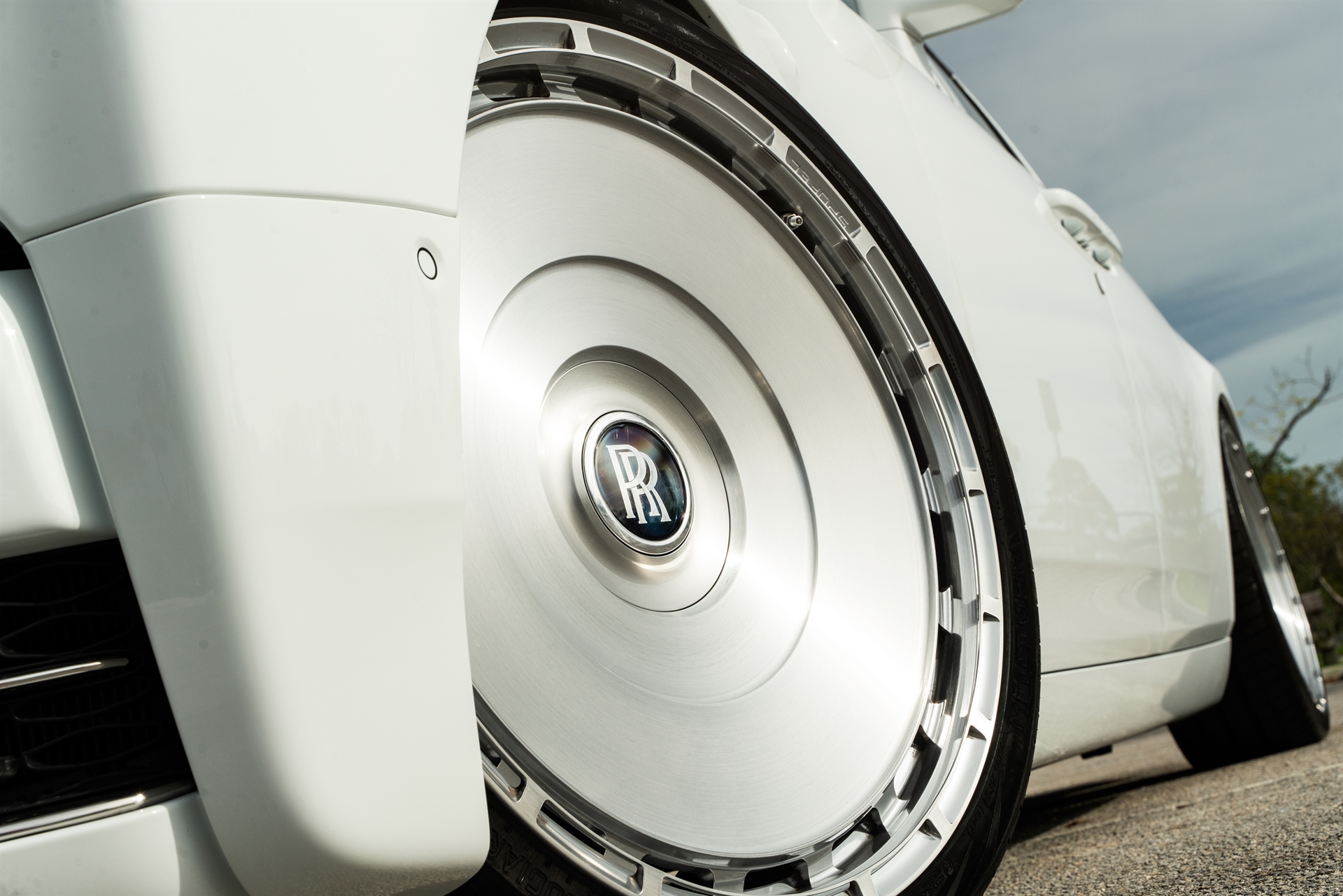 Rolls-Royce Phantom II | English White | Novitec SP3 Wheels | Brushed Clear