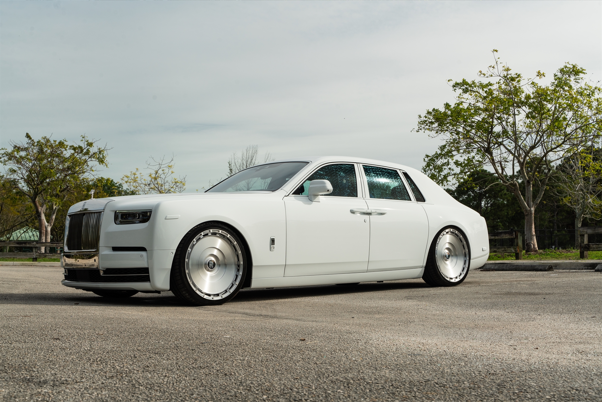 Rolls-Royce Phantom II | English White | Novitec SP3 Wheels | Brushed Clear