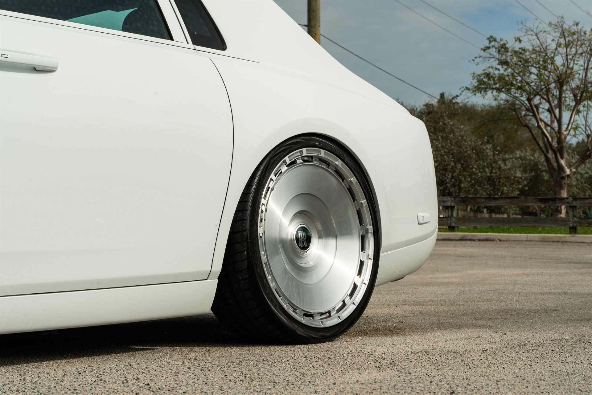 Rolls-Royce Phantom II | English White | Novitec SP3 Wheels | Brushed Clear