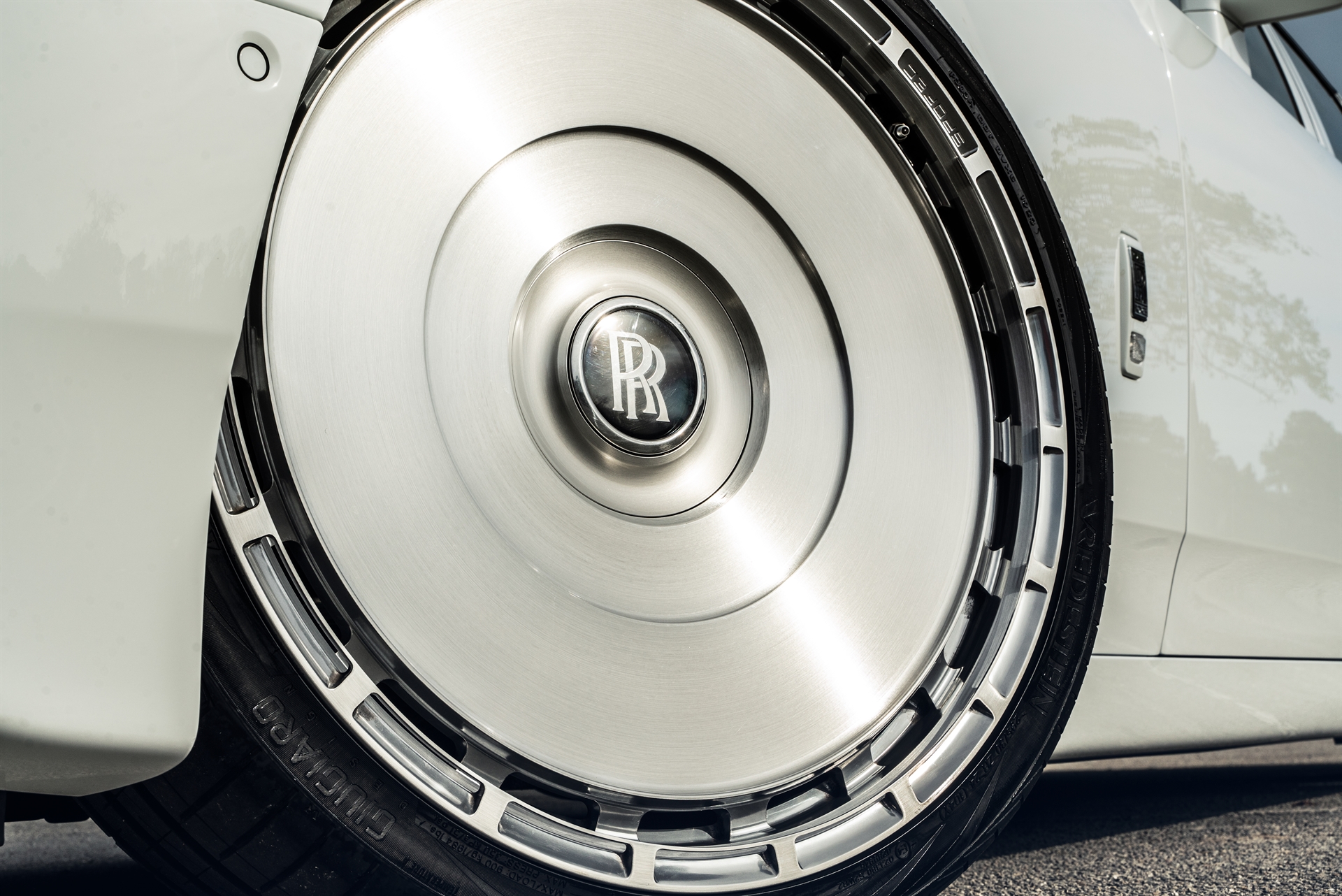 Rolls-Royce Phantom II | English White | Novitec SP3 Wheels | Brushed Clear