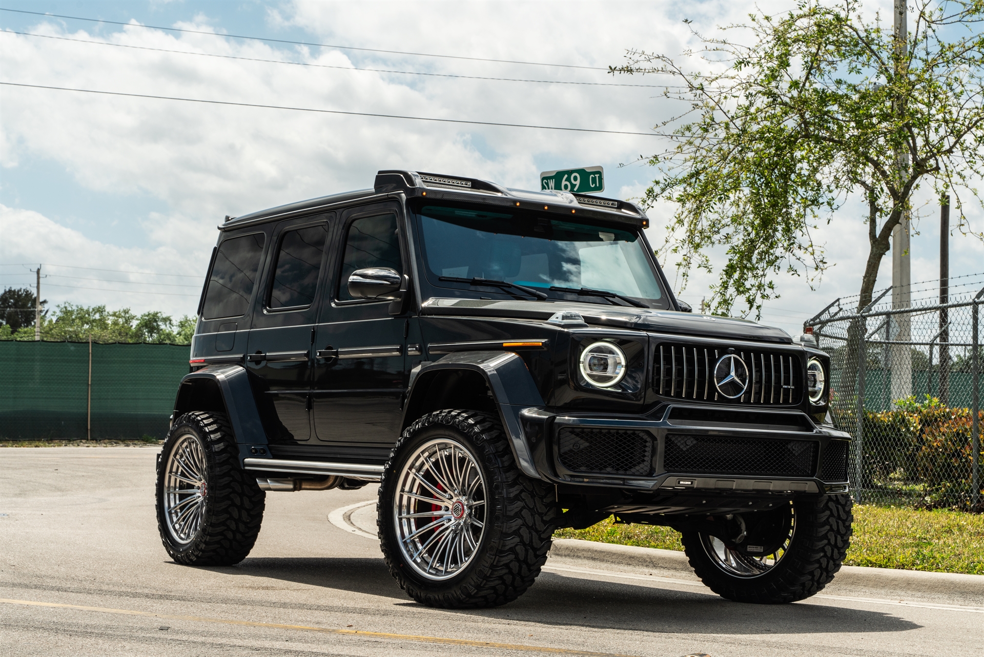 Mercedes Benz AMG G63 4×4 Squared | Magnetite Black | 1886 XR-016 Wheels | Polished Clear