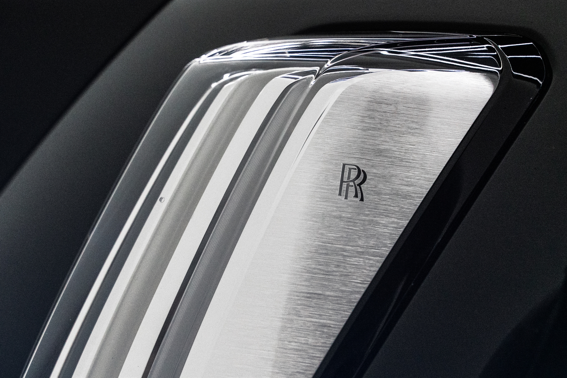 Rolls-Royce Spectre | Black Diamond | 1886 G-015 Wheels | Brushed Clear