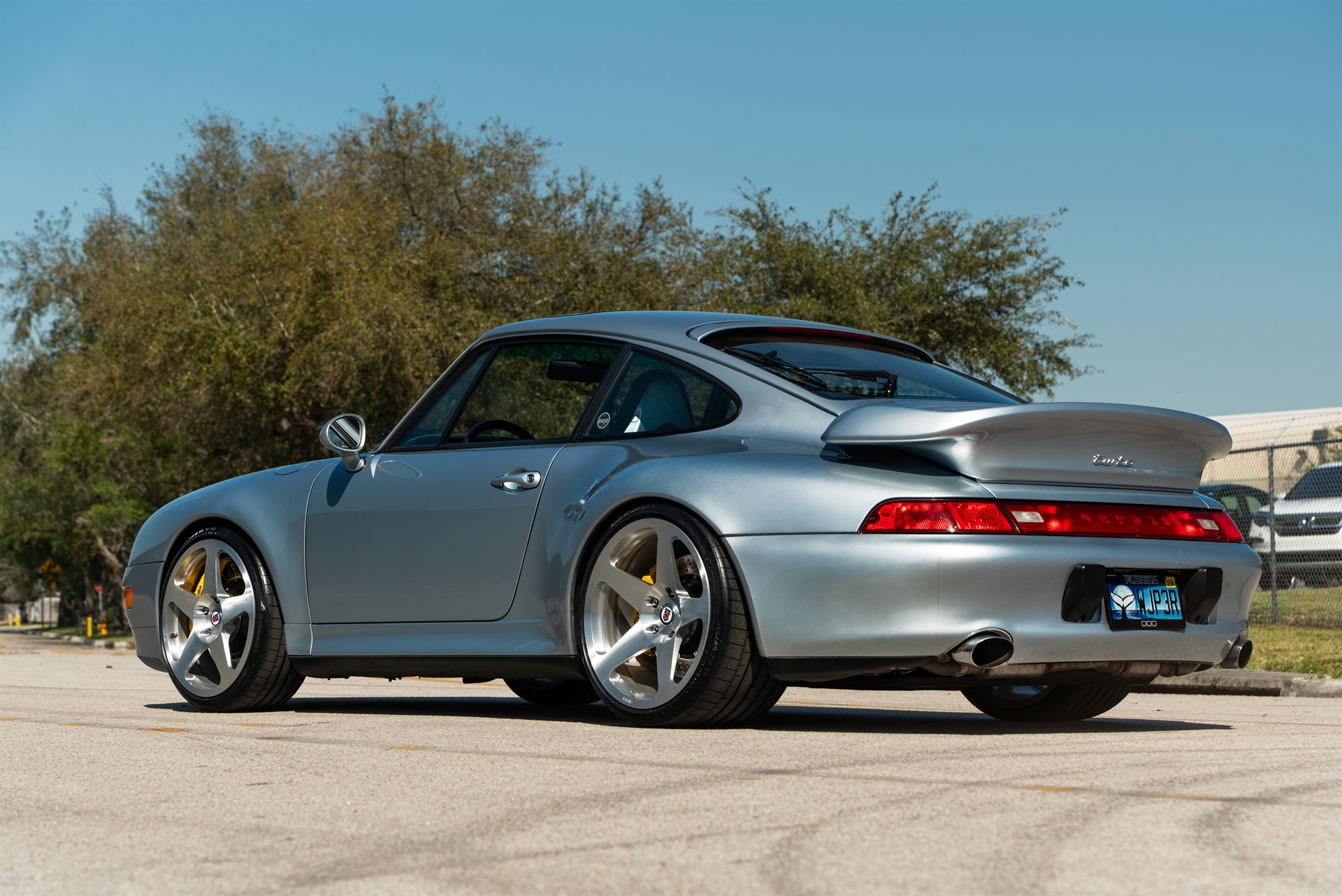 HRE 305M Monoblock Wheels | Porsche 993 Turbo