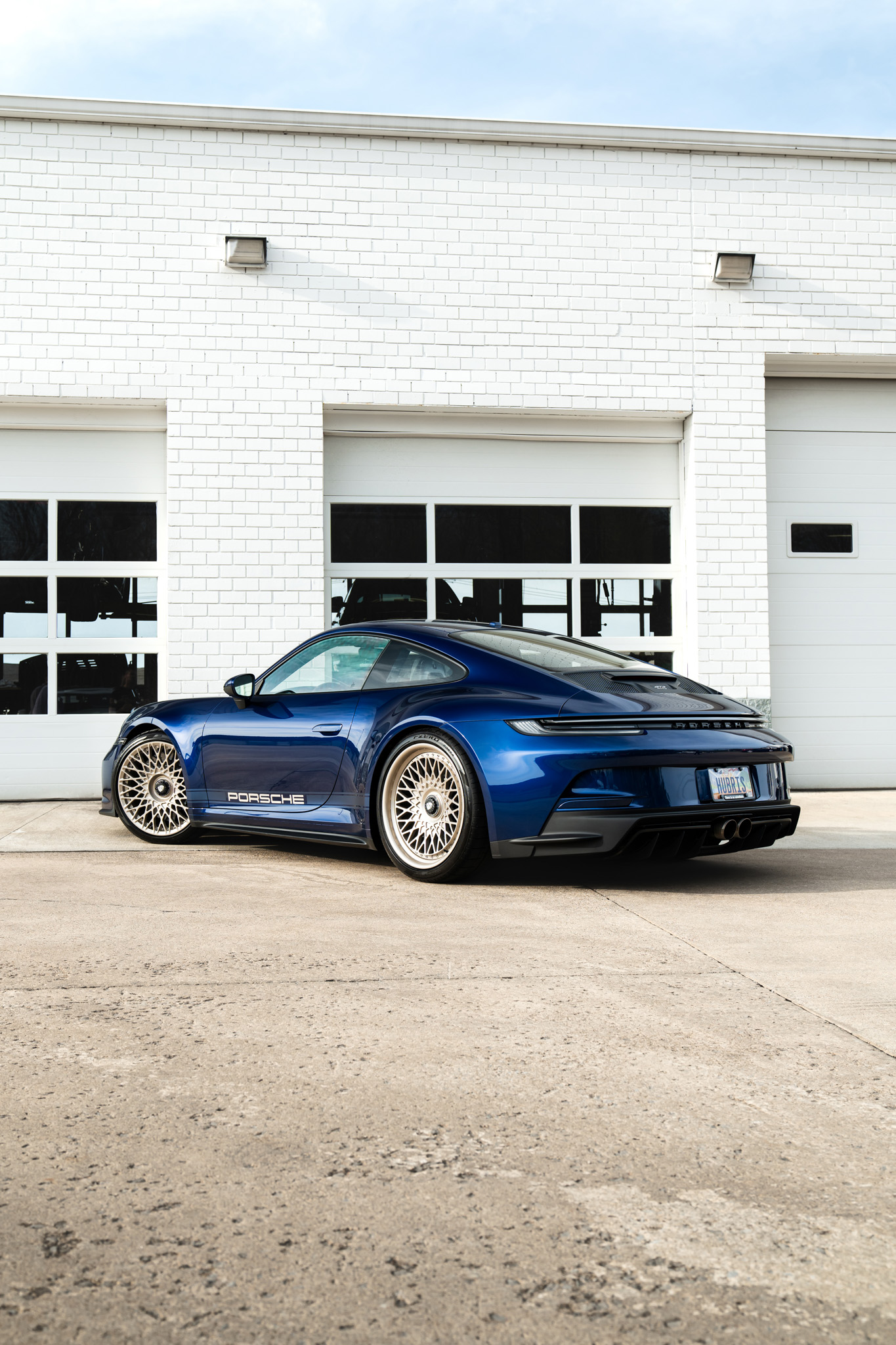 Porsche 992 GT3 Touring | Gentian Blue | HRE 501M + 501 FMR | Satin White Gold