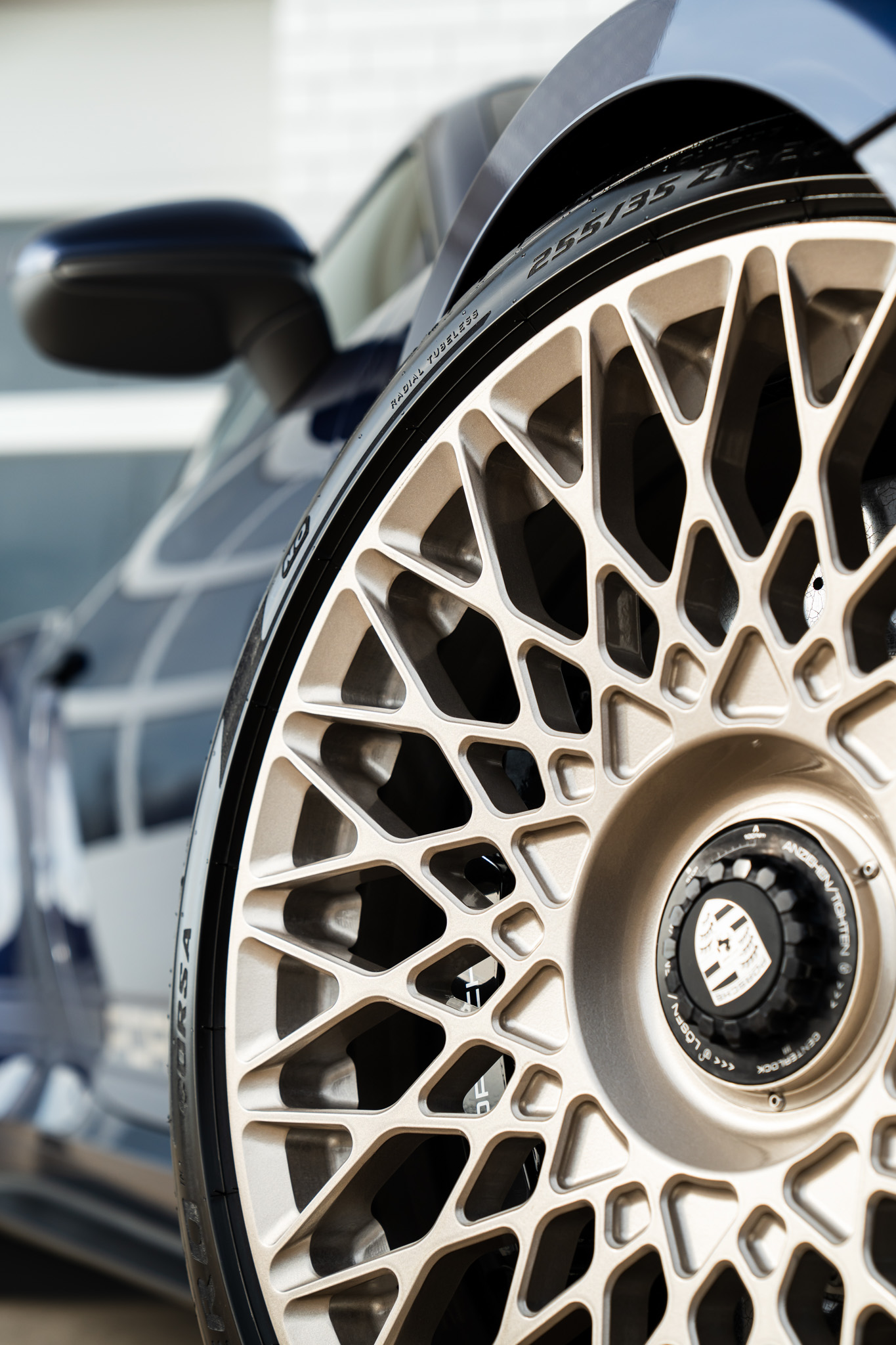 Porsche 992 GT3 Touring | Gentian Blue | HRE 501M + 501 FMR | Satin White Gold