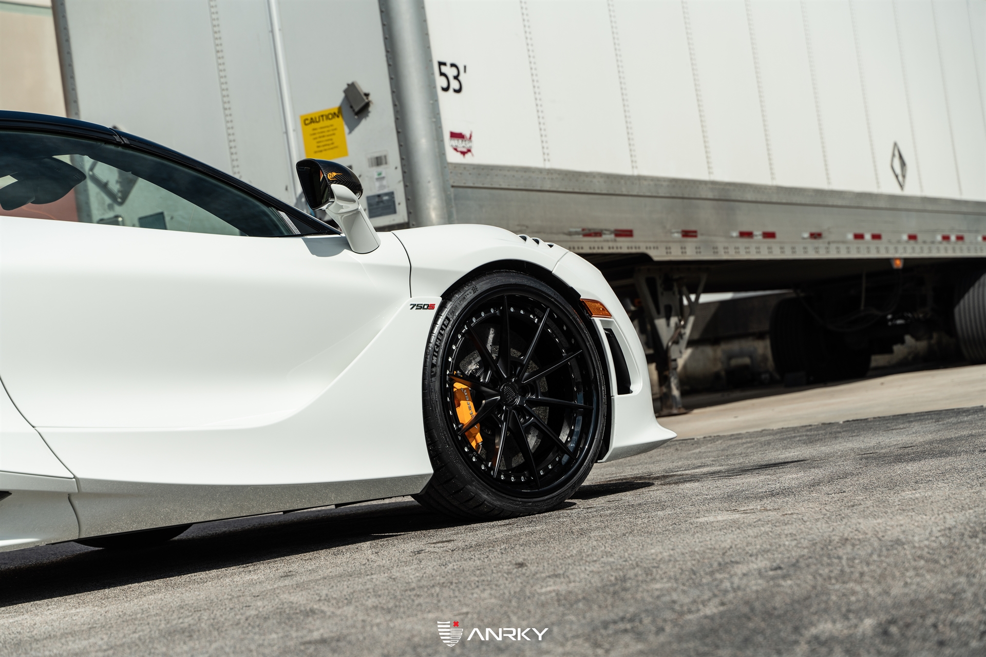 McLaren 750s – AN38 SeriesTHREE