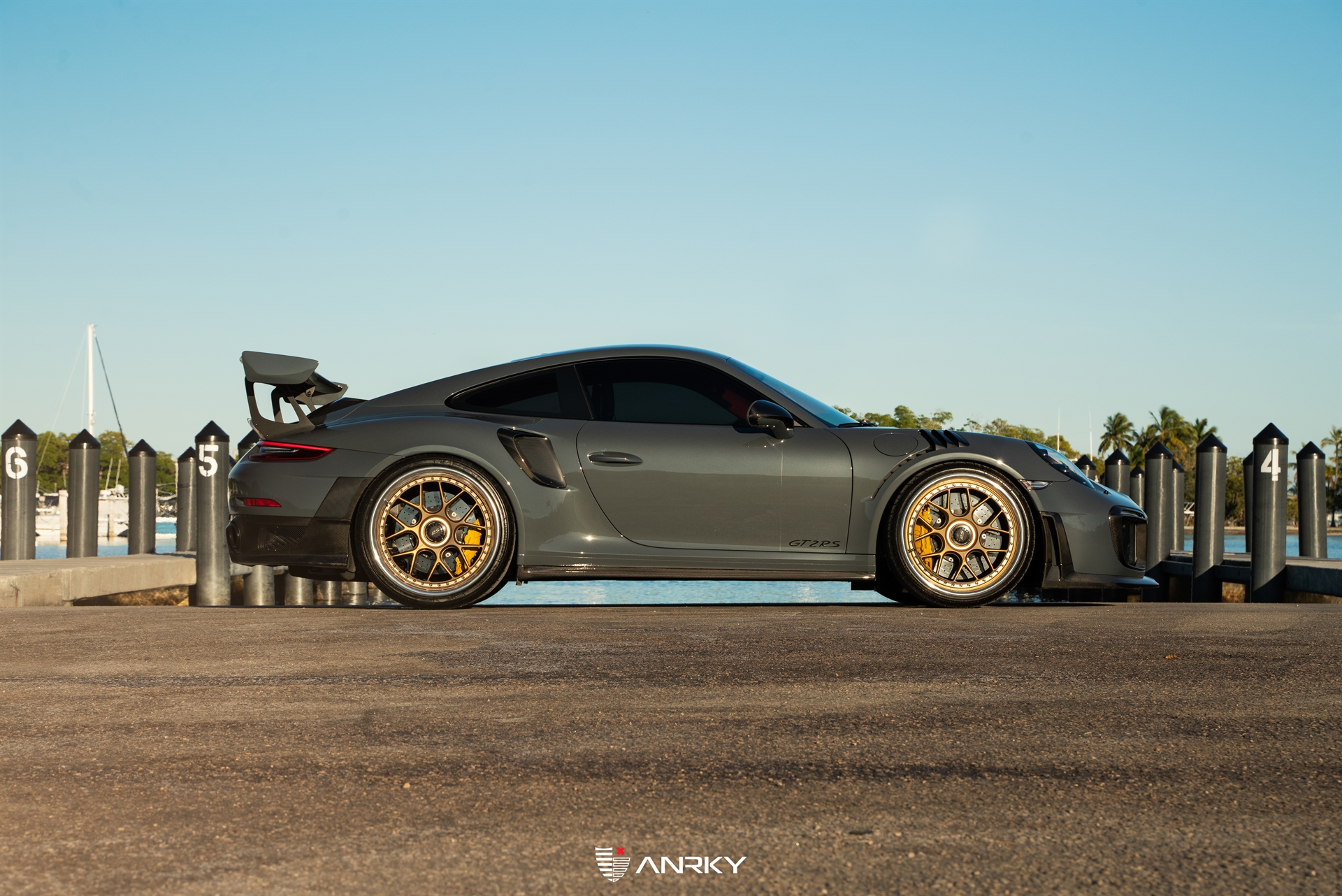 Porsche 991.2 GT2 RS | Grigio Telesto | on ANRKY JDX-314 | Polished Clear