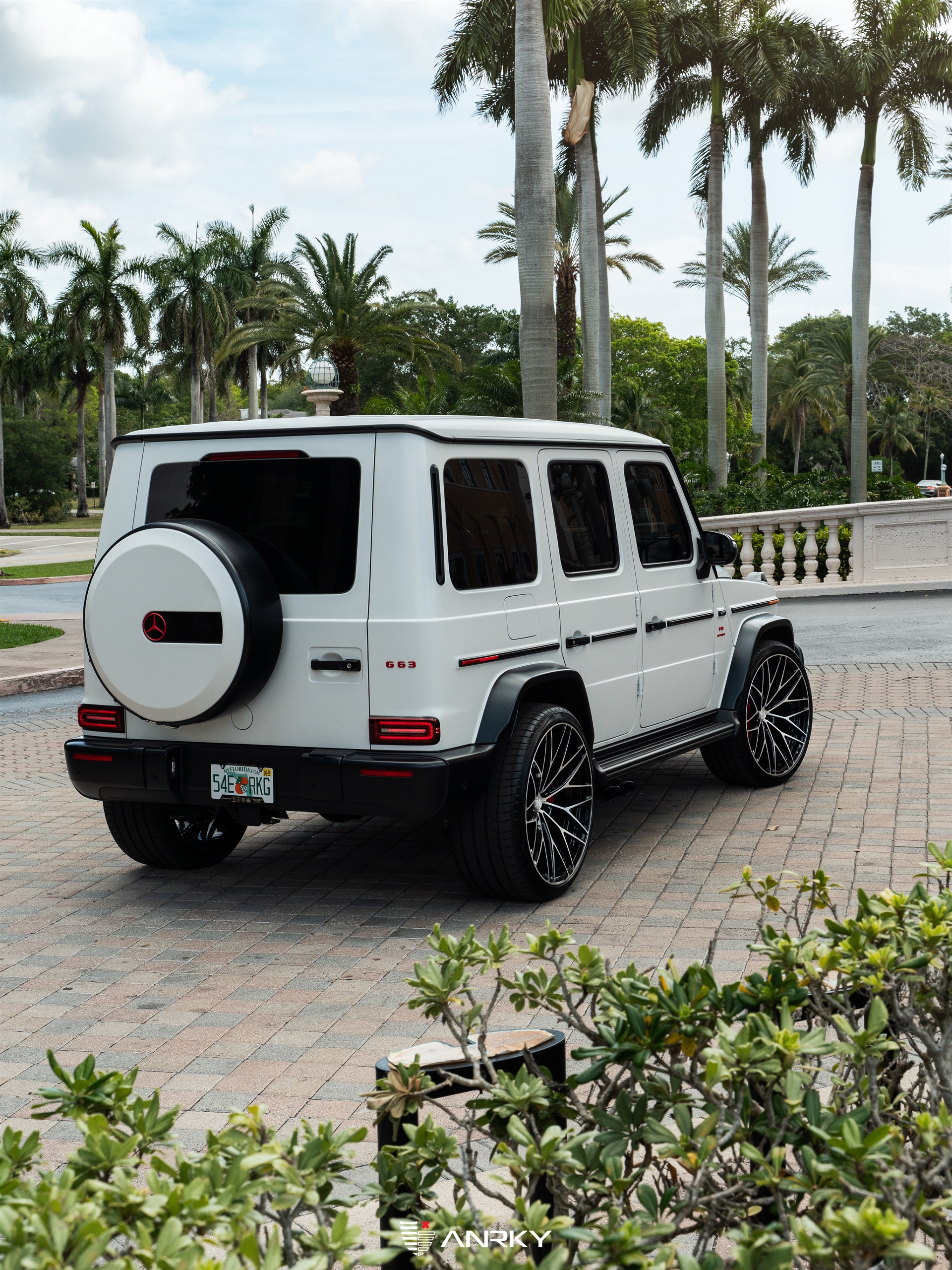 Mercedes Benz AMG G63 | Polar White | on ANRKY AN20 | Two Tone: Brushed Face + Gloss Black Window