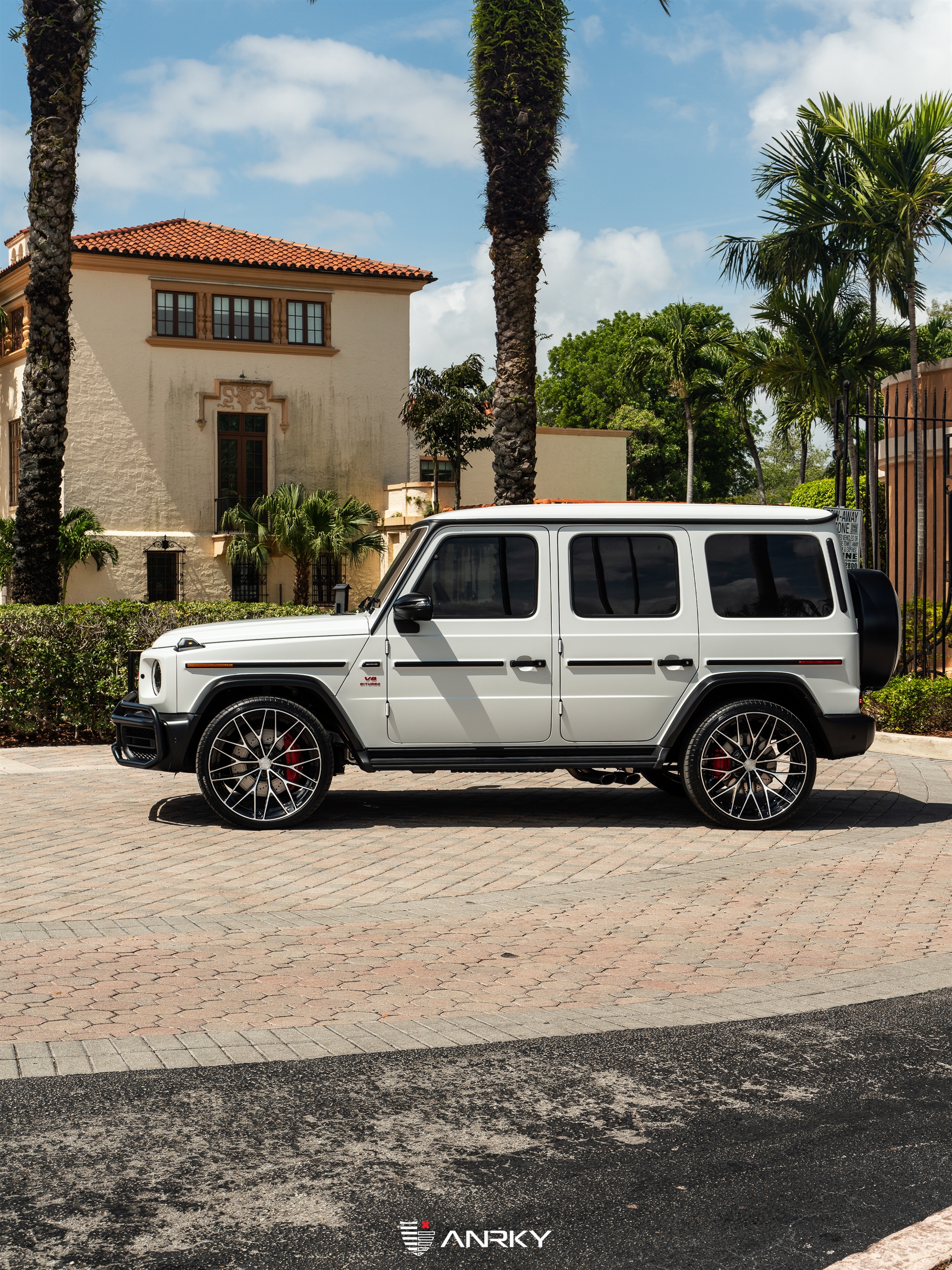 Mercedes Benz AMG G63 | Polar White | on ANRKY AN20 | Two Tone: Brushed Face + Gloss Black Window