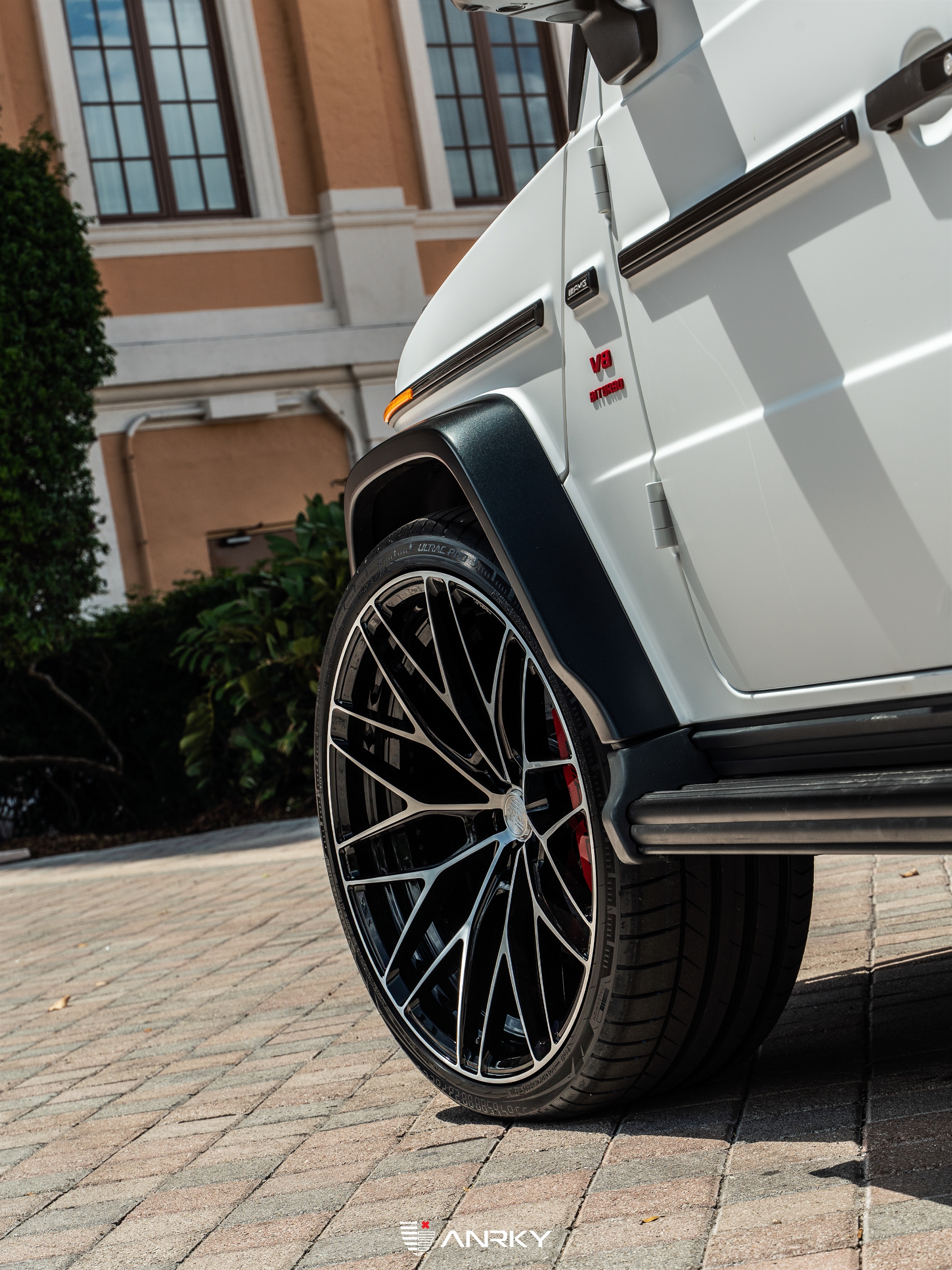 Mercedes Benz AMG G63 | Polar White | on ANRKY AN20 | Two Tone: Brushed Face + Gloss Black Window