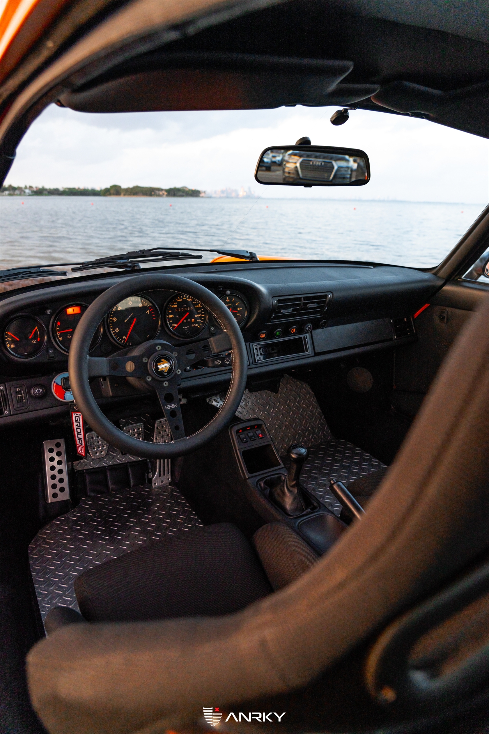 Sunburst USA 964 Porsche 911 – RETROSeries Classic – RS7+Aerosport