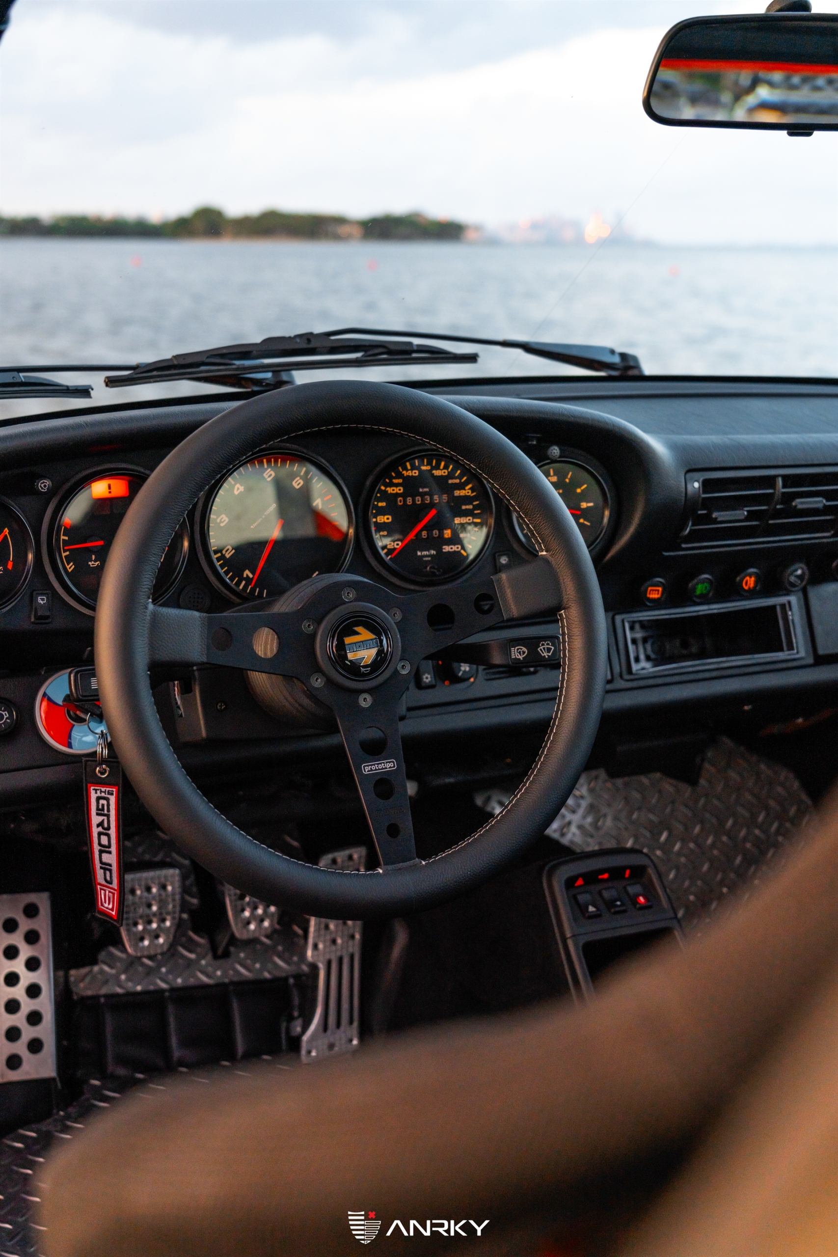 Sunburst USA 964 Porsche 911 – RETROSeries Classic – RS7+Aerosport