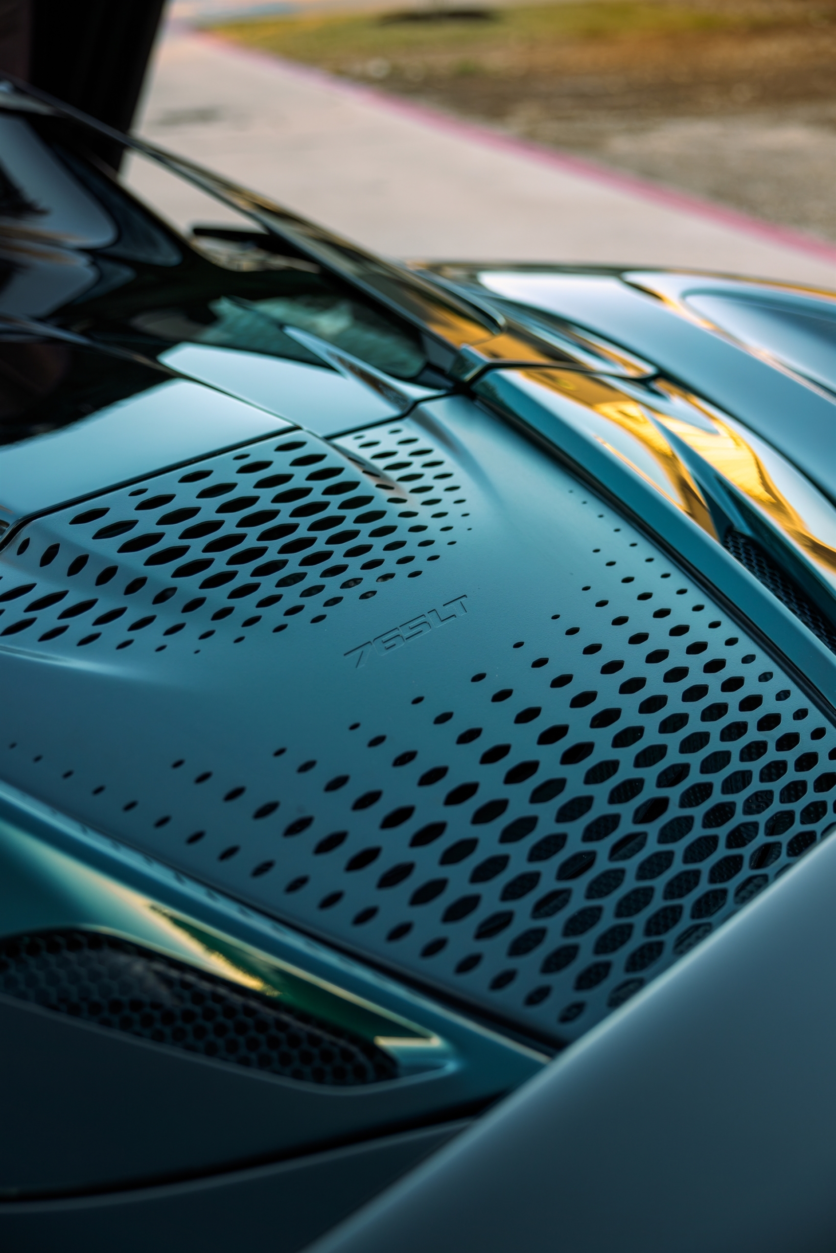 Mclaren 765 LT Spider | on HRE P104SC | Brushed Champagne