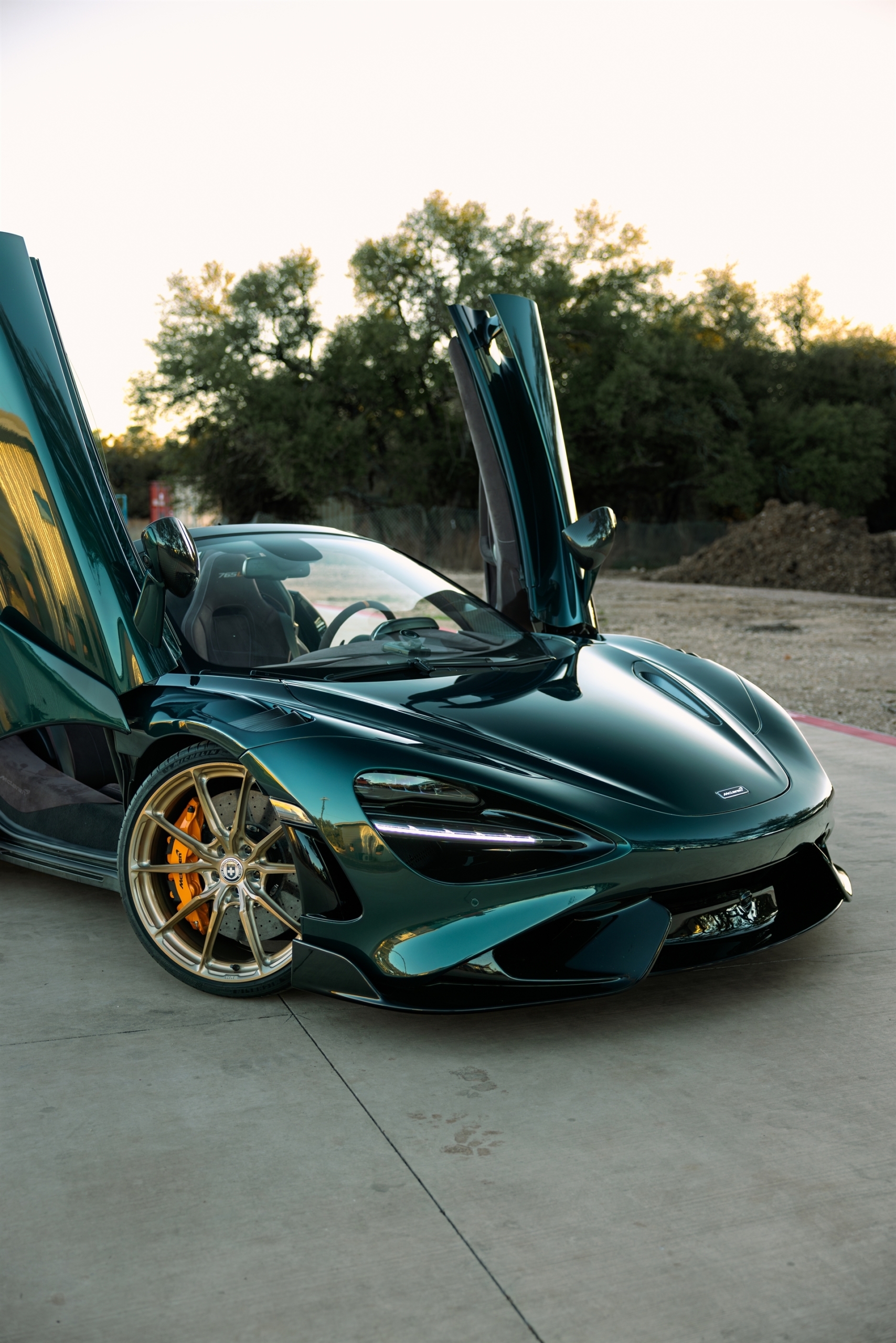 Mclaren 765 LT Spider | on HRE P104SC | Brushed Champagne