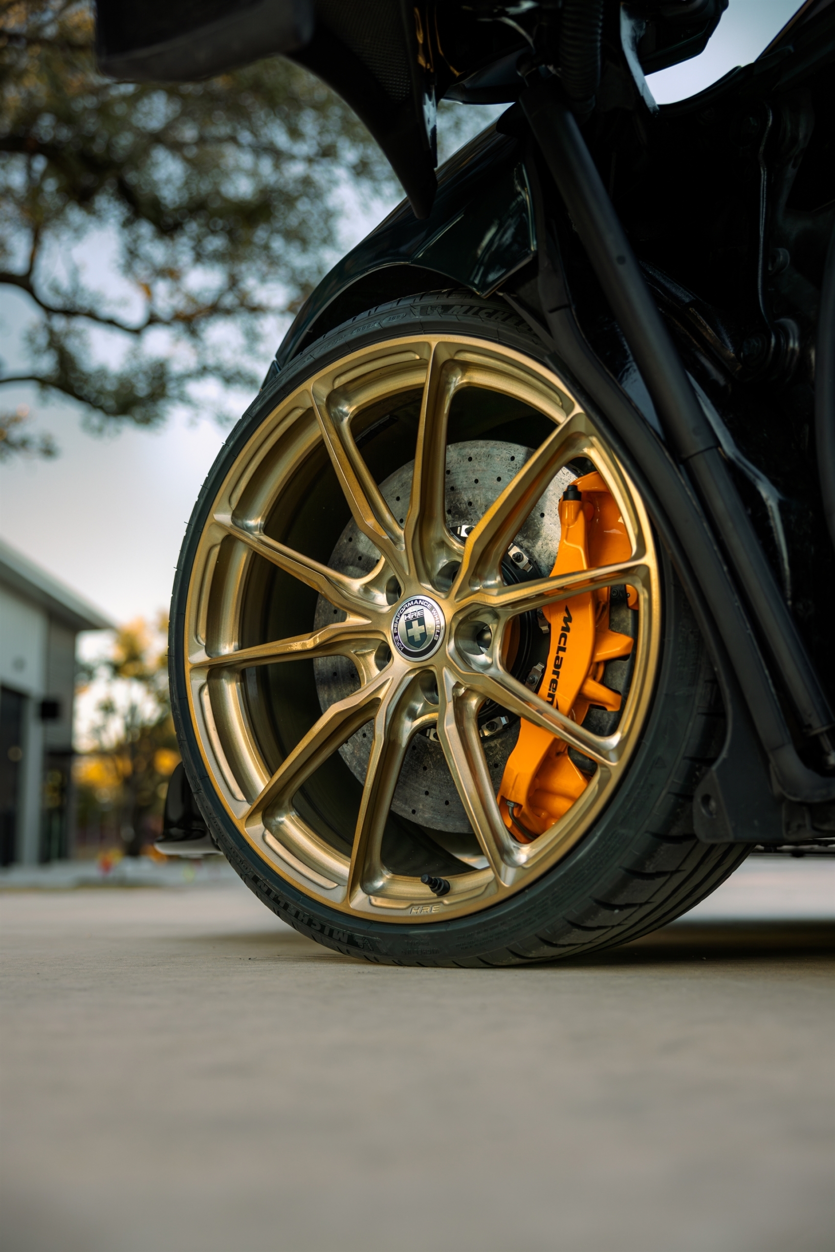 Mclaren 765 LT Spider | on HRE P104SC | Brushed Champagne