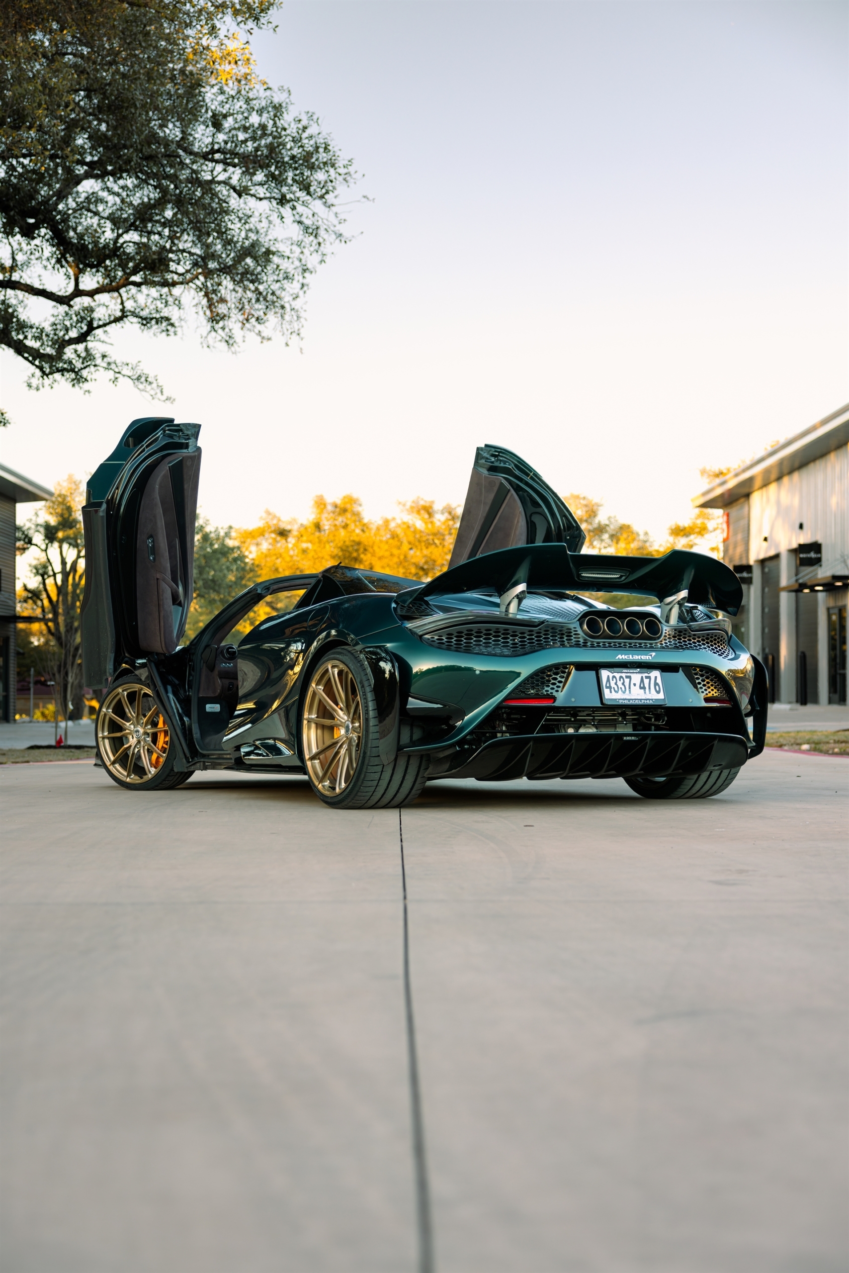 Mclaren 765 LT Spider | on HRE P104SC | Brushed Champagne