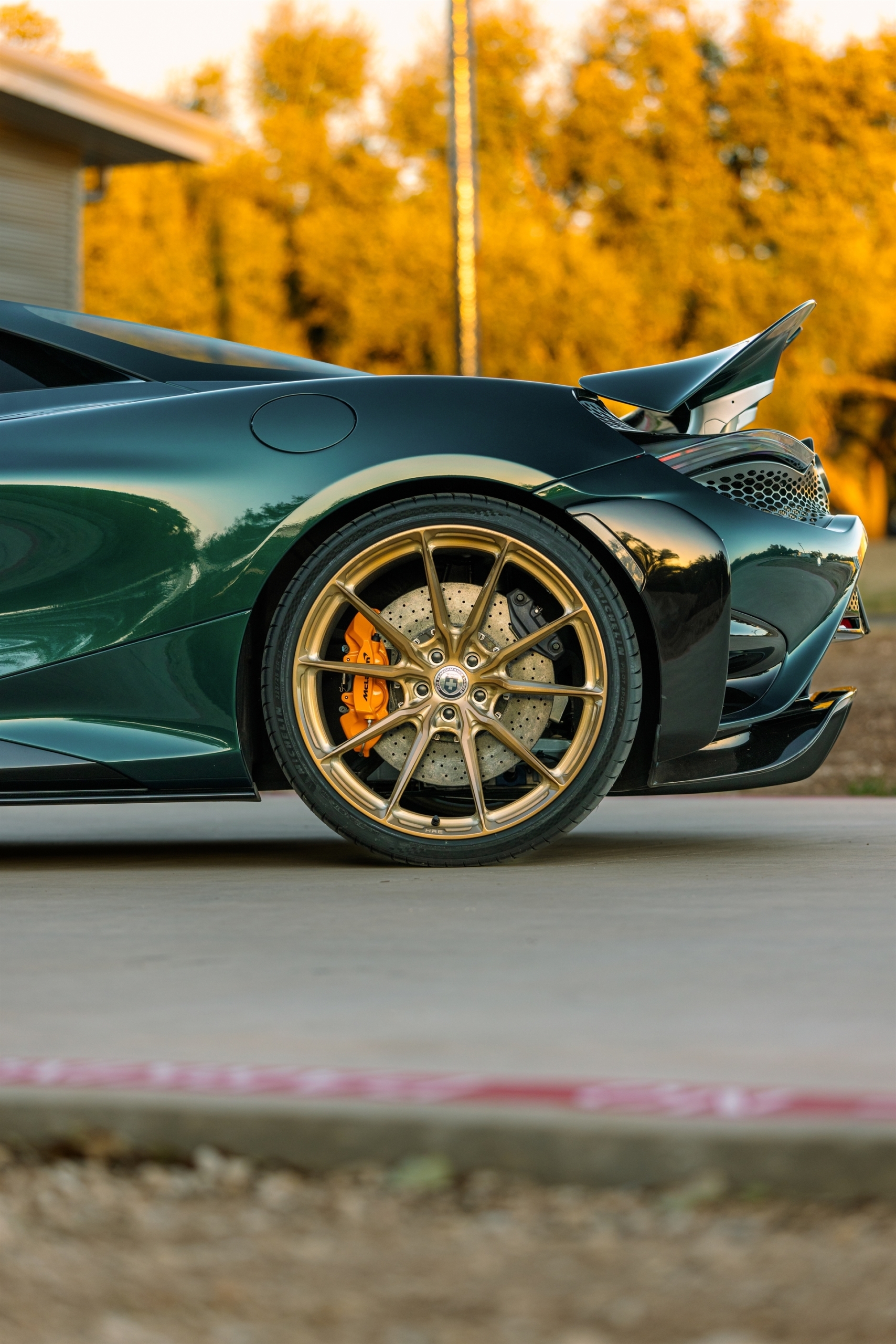 Mclaren 765 LT Spider | on HRE P104SC | Brushed Champagne