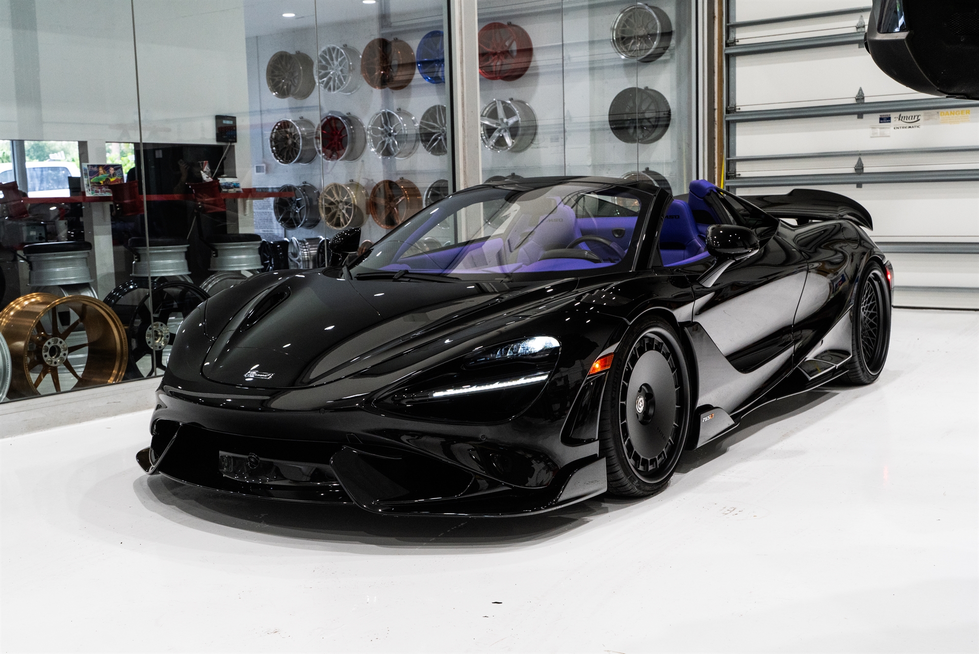 HRE 535 and 501 wheels | McLaren 765LT Onyx Black