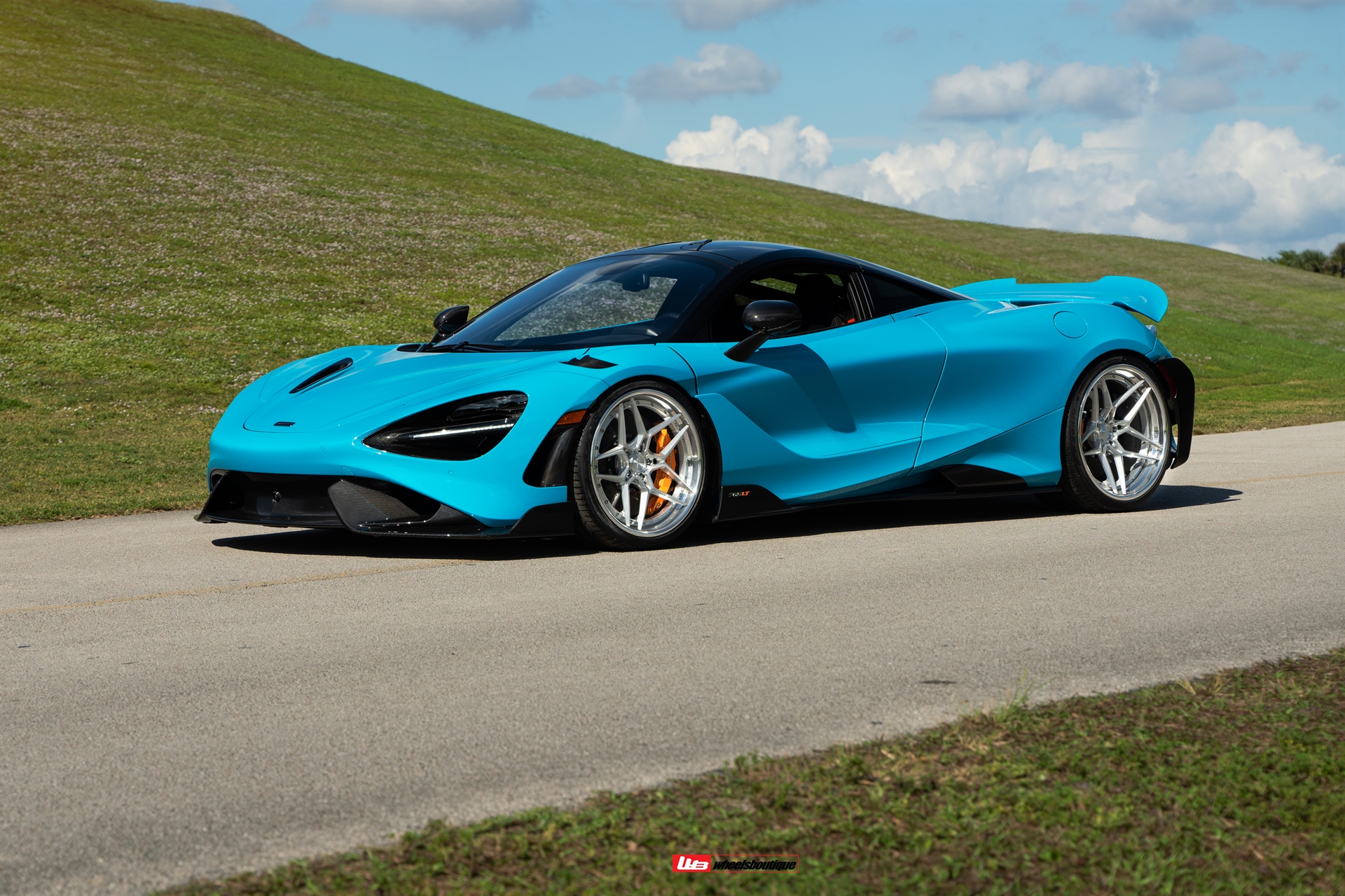 AL13 DT002 | McLaren 765LT