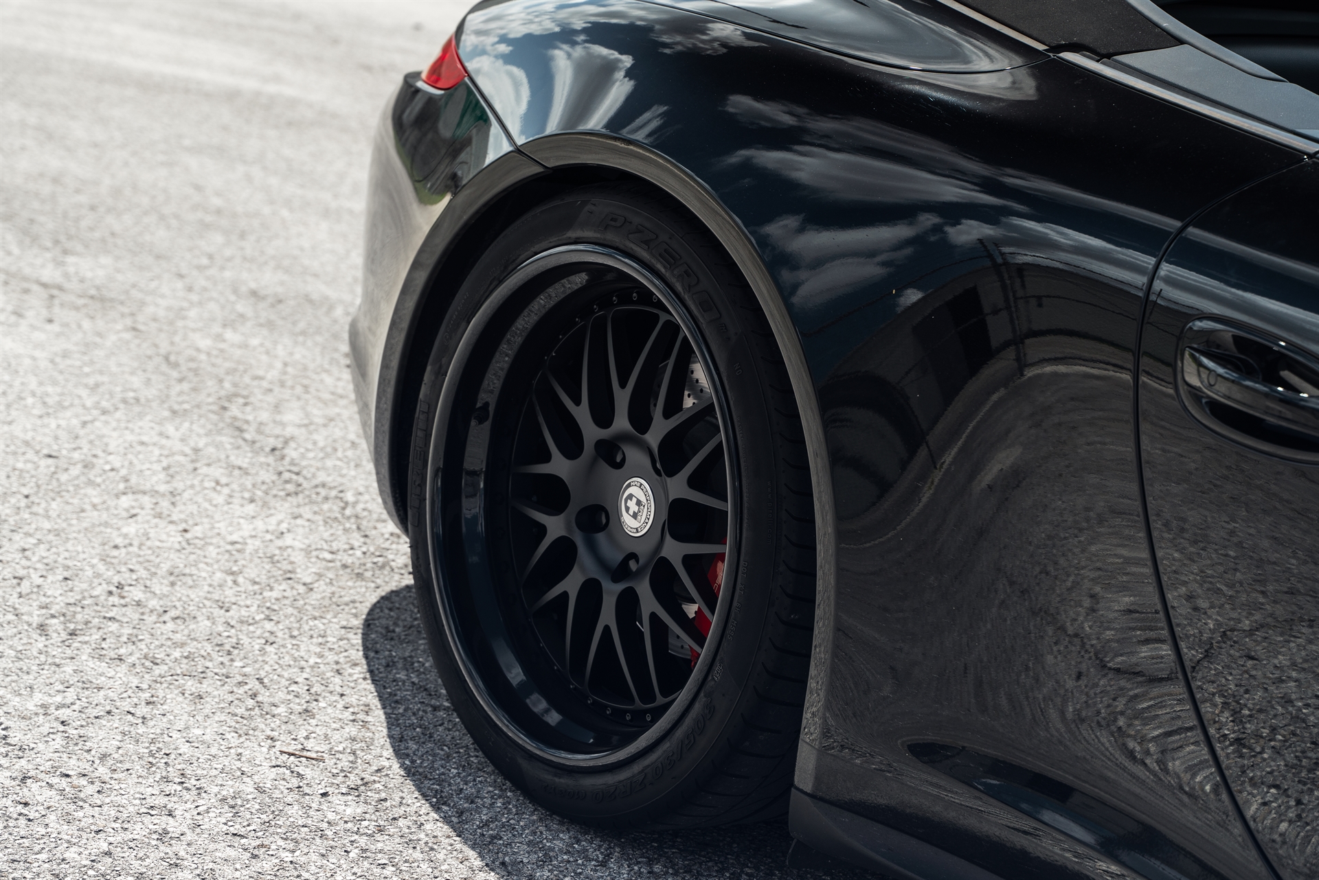 Porsche 991 Carera S Cabriolet | Black | on HRE 540 | Satin Black