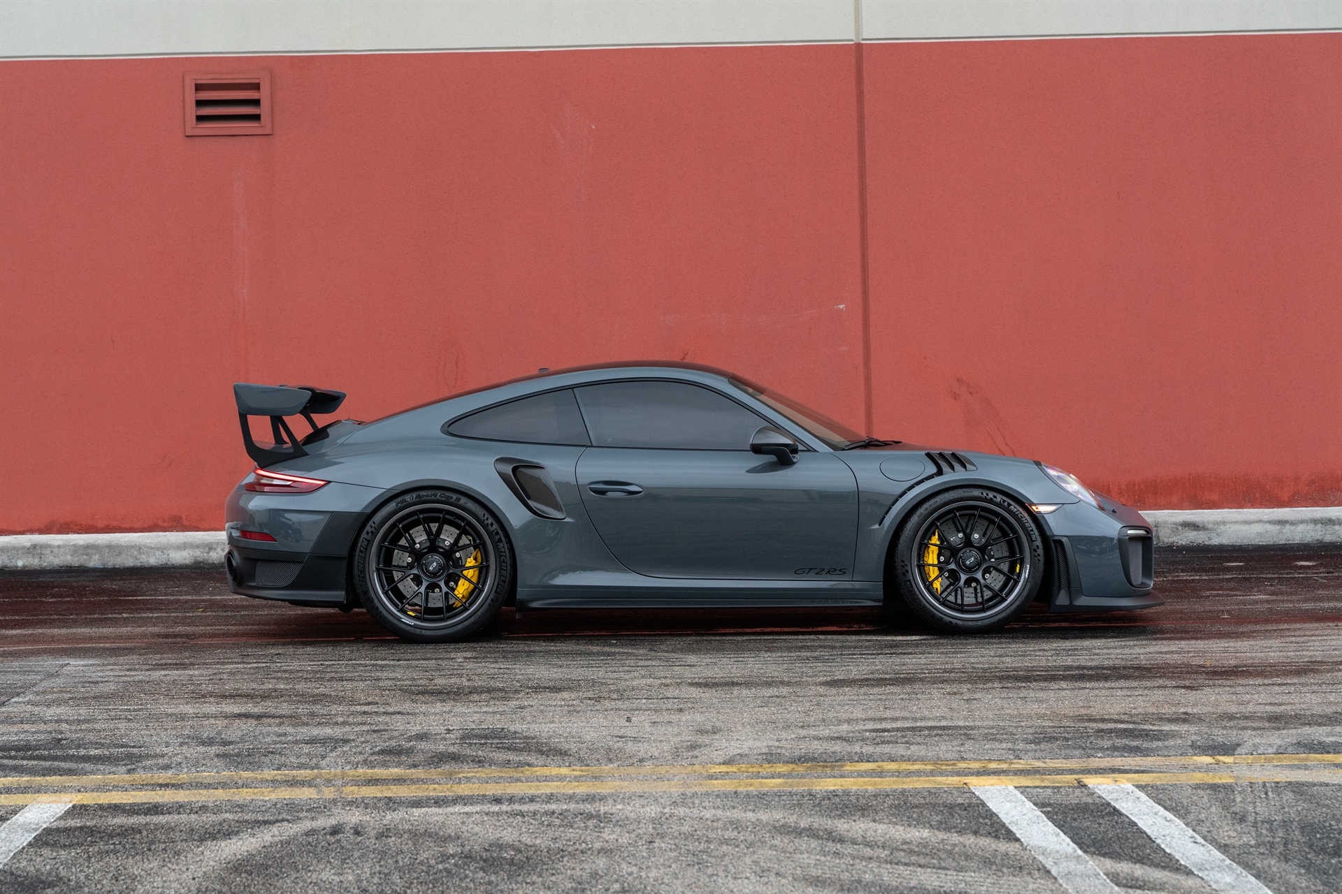 Porsche 991 GT2RS on