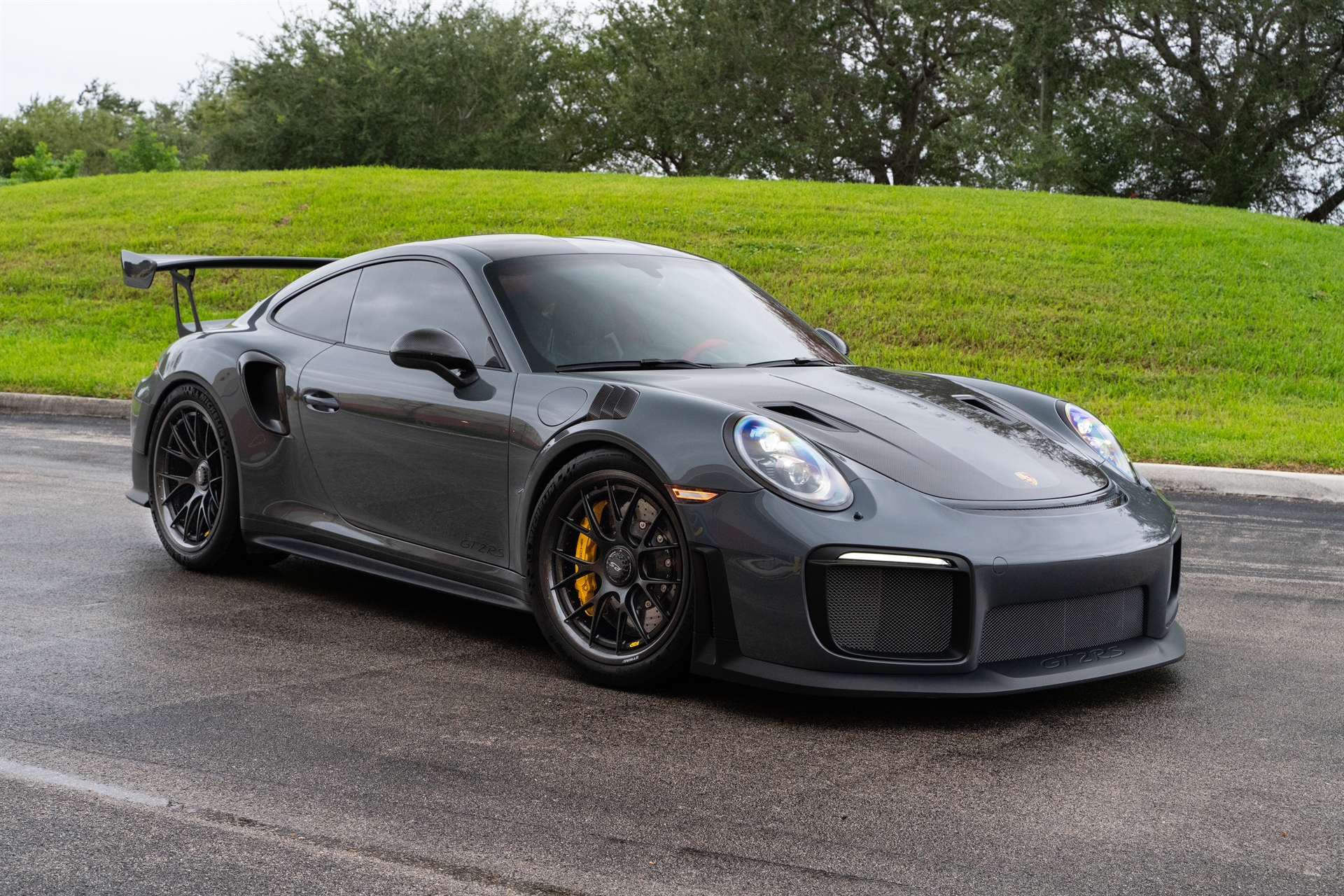 Porsche 991 GT2RS on